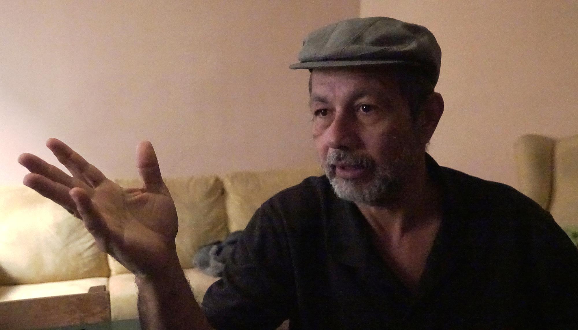 El escritor y periodista venezolano José Roberto Duque.
