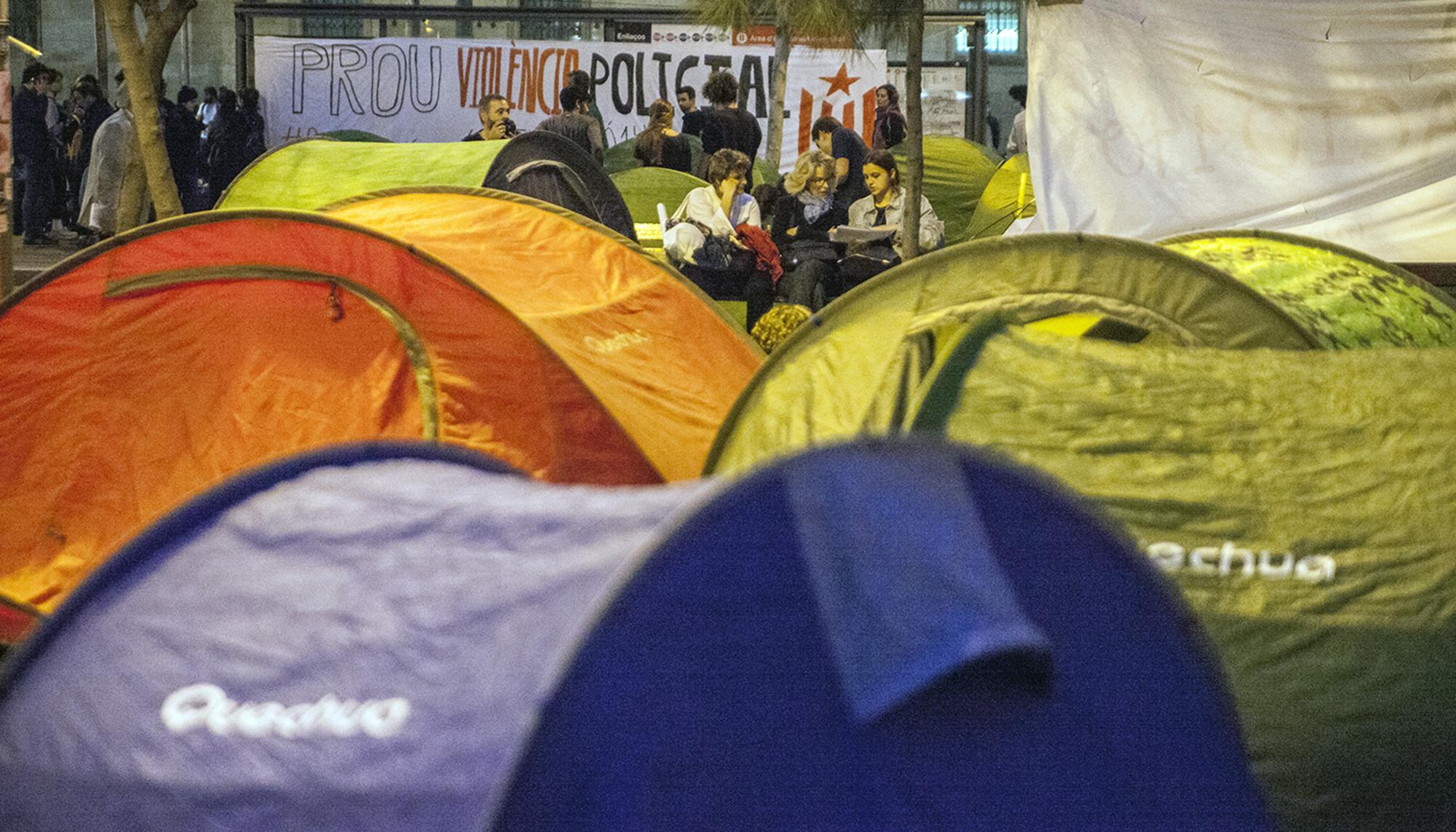 Acampada en Barcelona por la sentencia al Procés