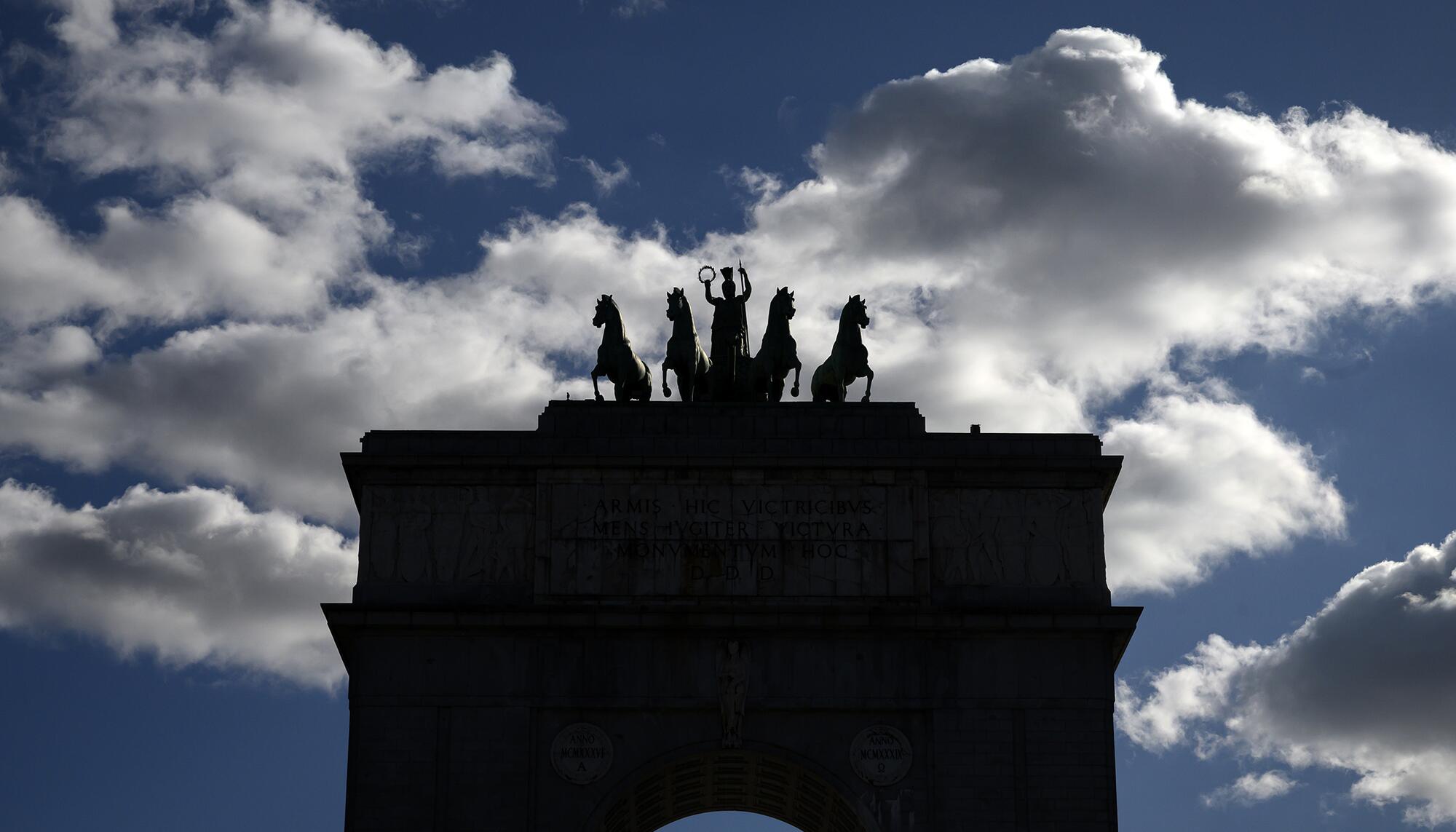 Arco de Triunfo 25 - 1