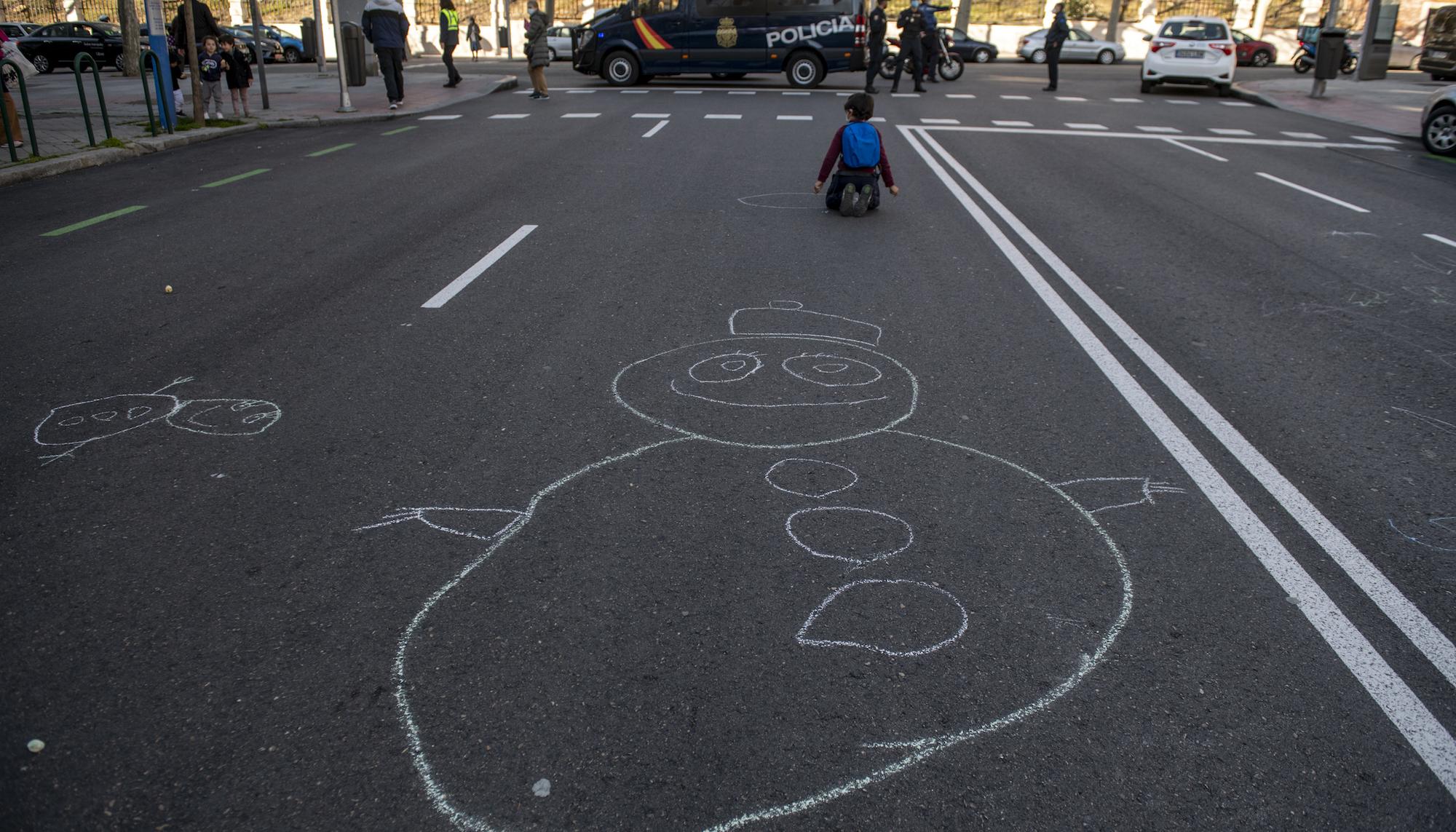 Colegios revuelta contra los coches - 18