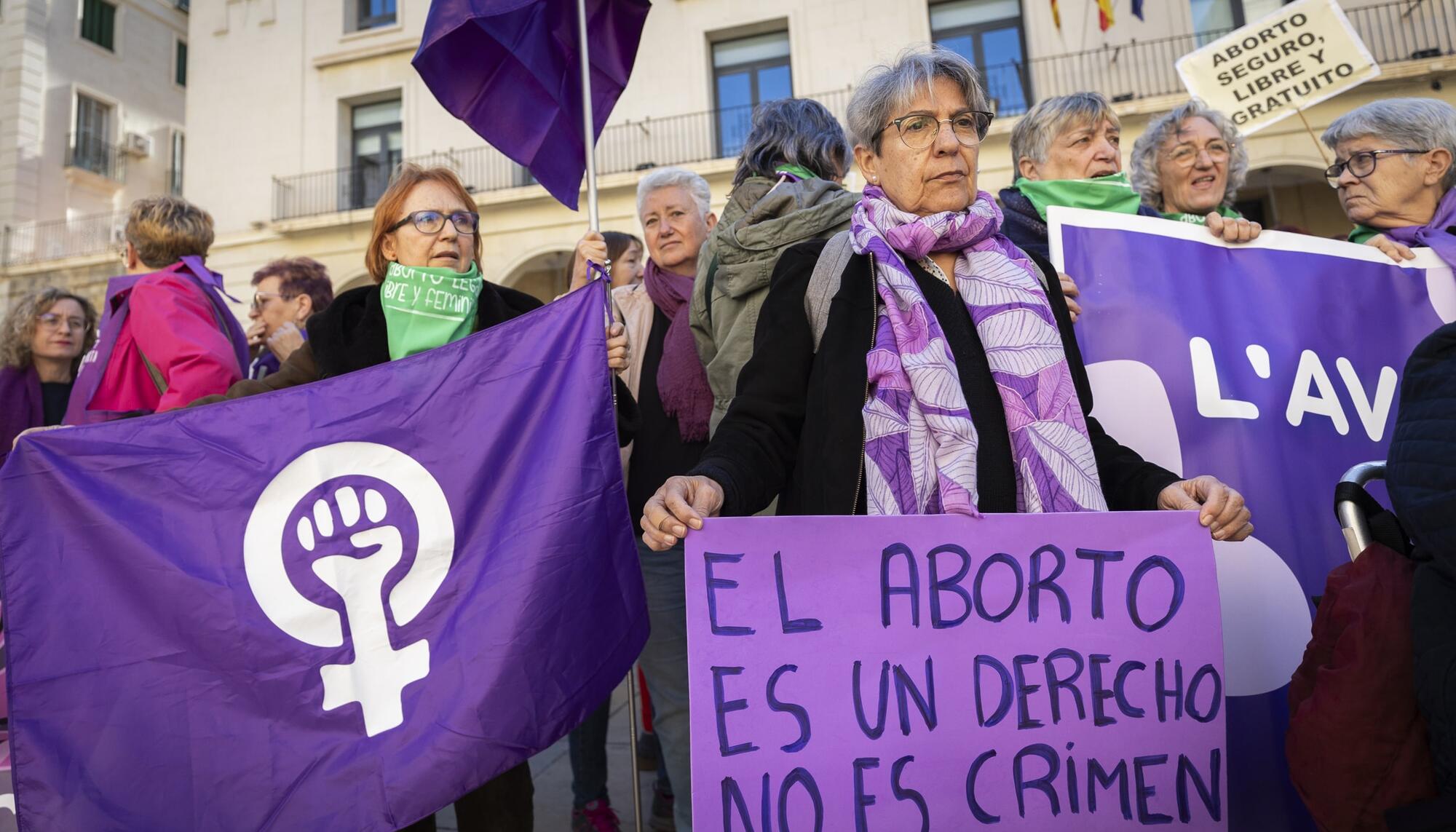 Movilización contra la oficina antiaborto de PP y Vox en Alicante - 5