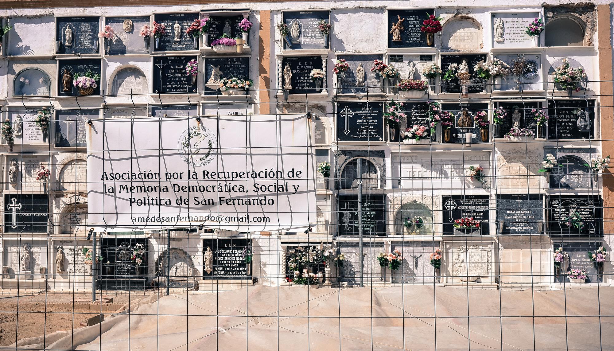fosa común del cementerio de San Fernando
