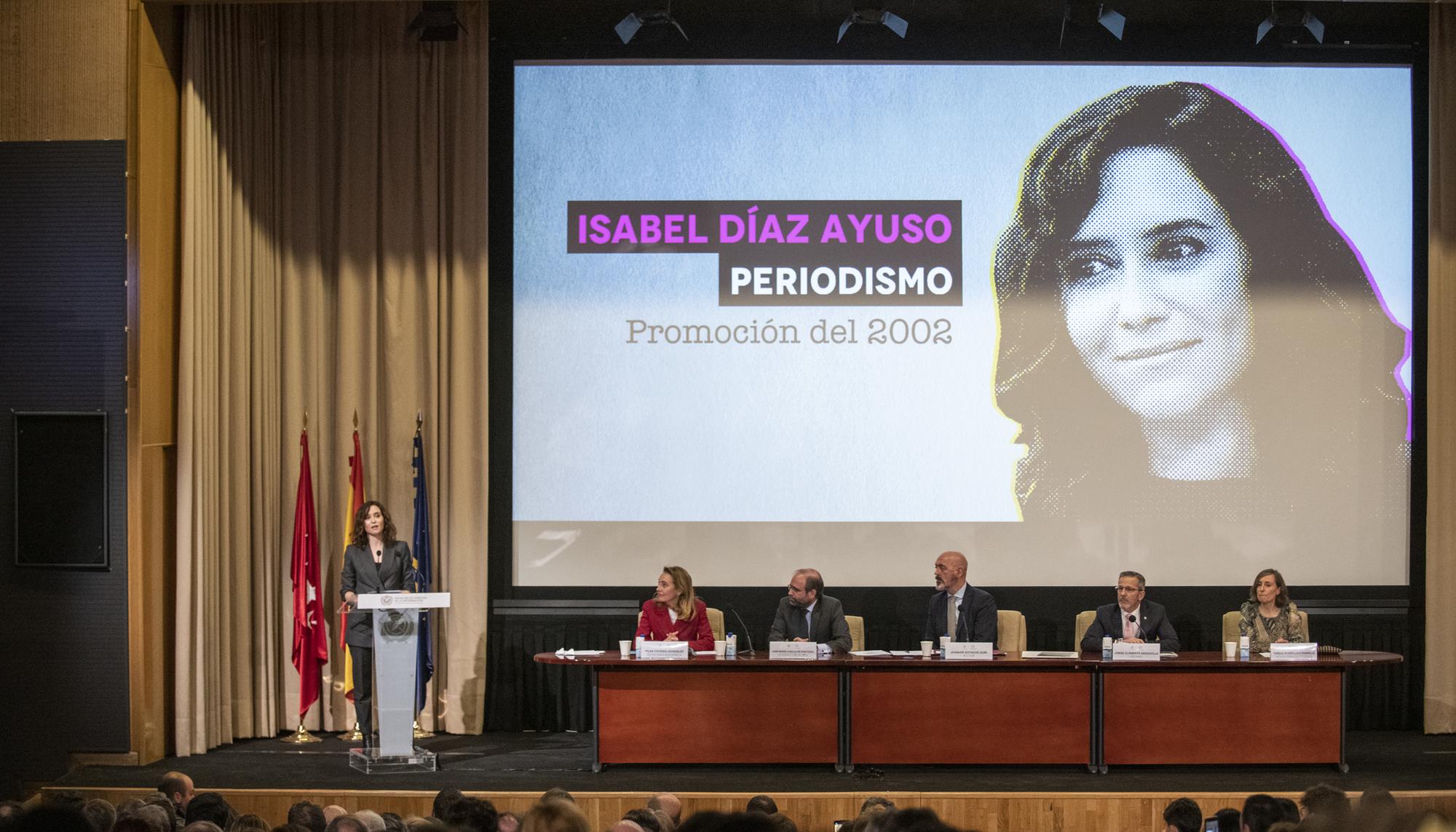 Ayuso Facultad Periodismo - 10