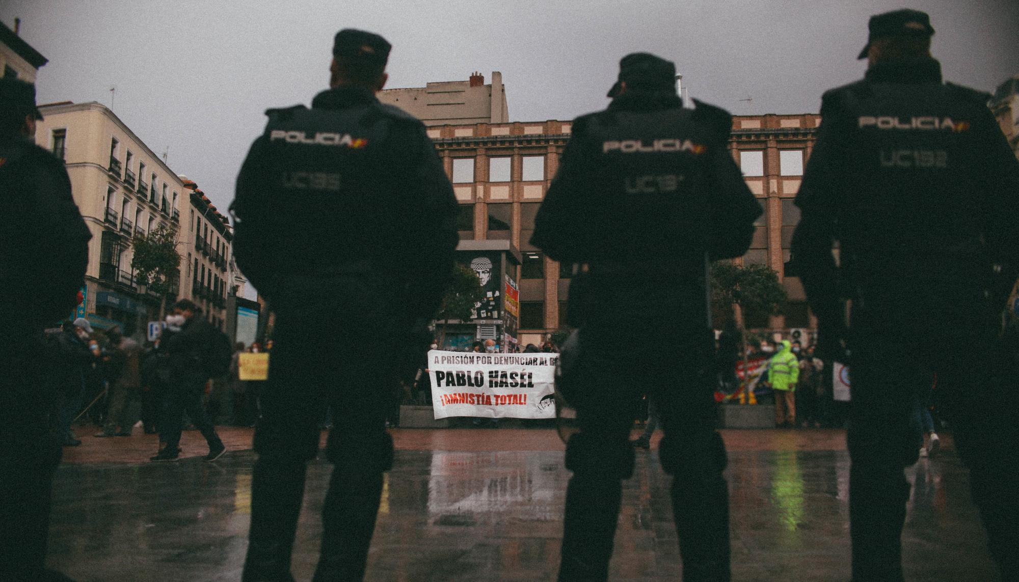 policias pablo hasél 