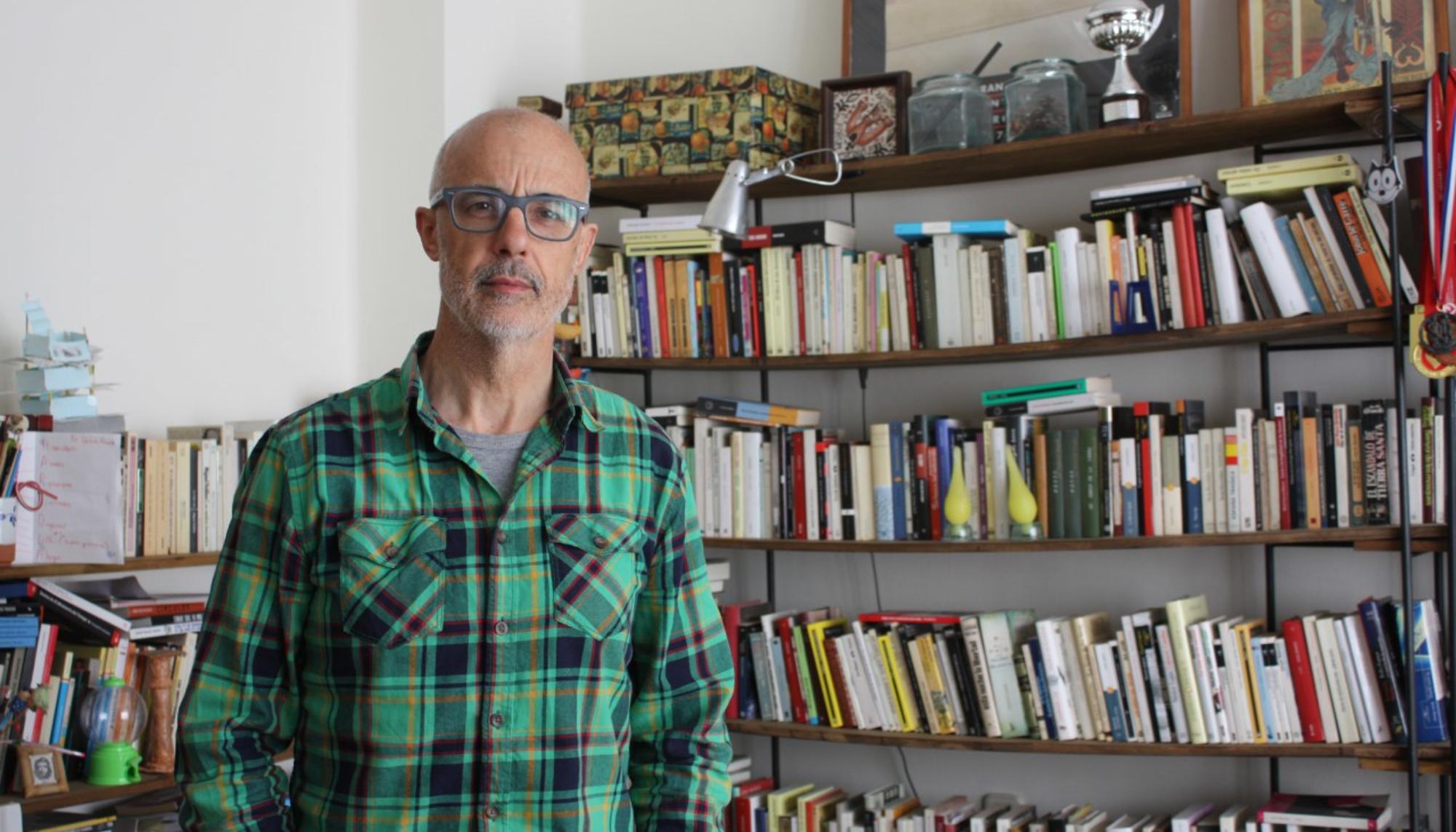Julià Álvaro en casa