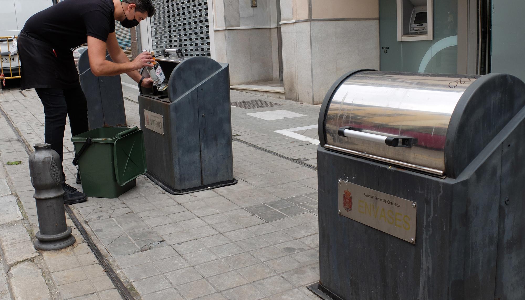 Contenedores reciclaje Granada