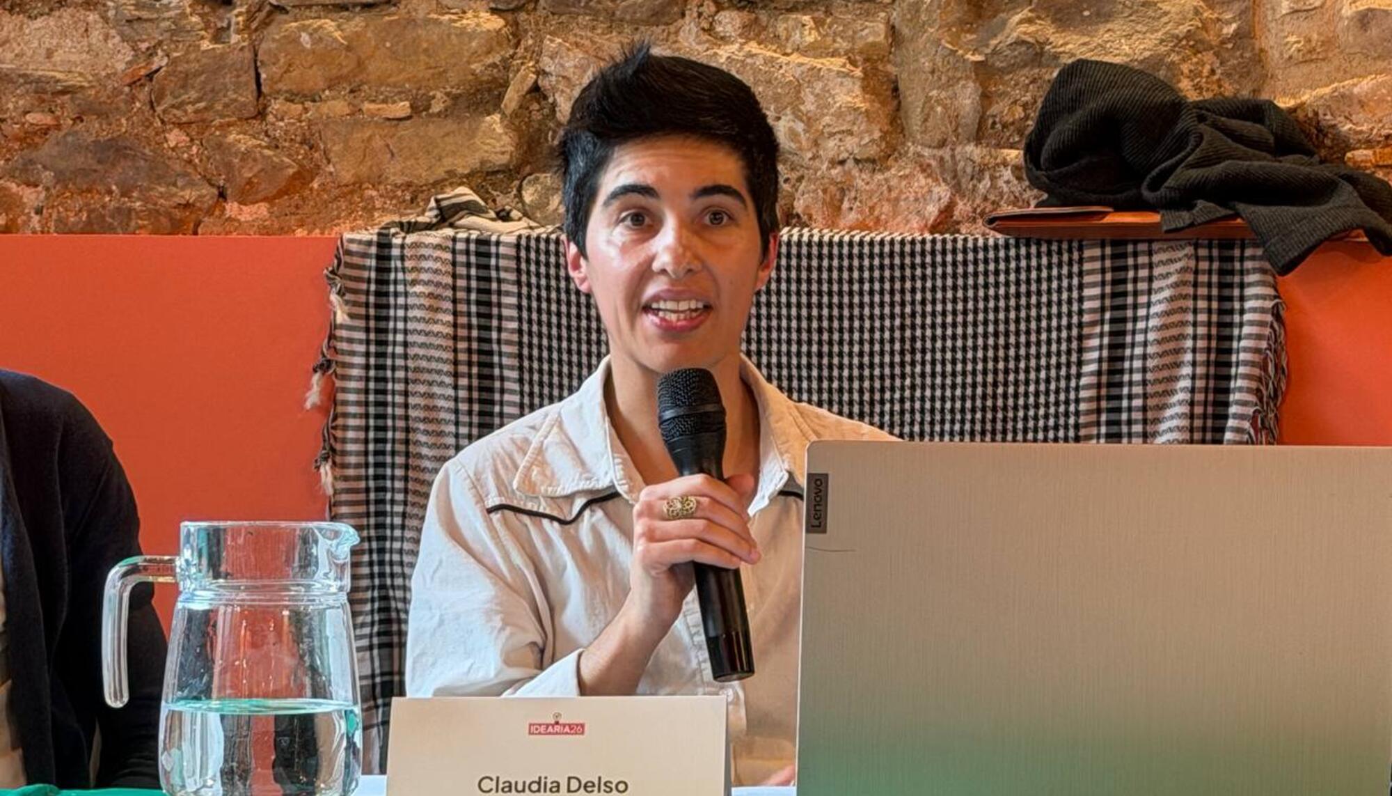 Claudia Delso en una ponencia sobre coproducción en Idearia 2026 (Autoría: Rubén Méndez)