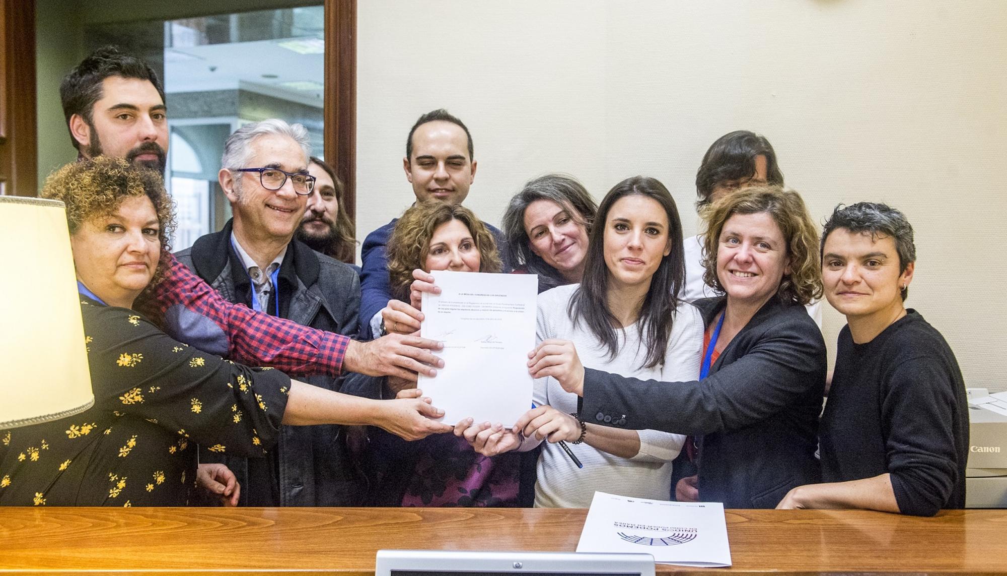 Presentación de la PL en el Congreso para regular los alquileres abusivos 