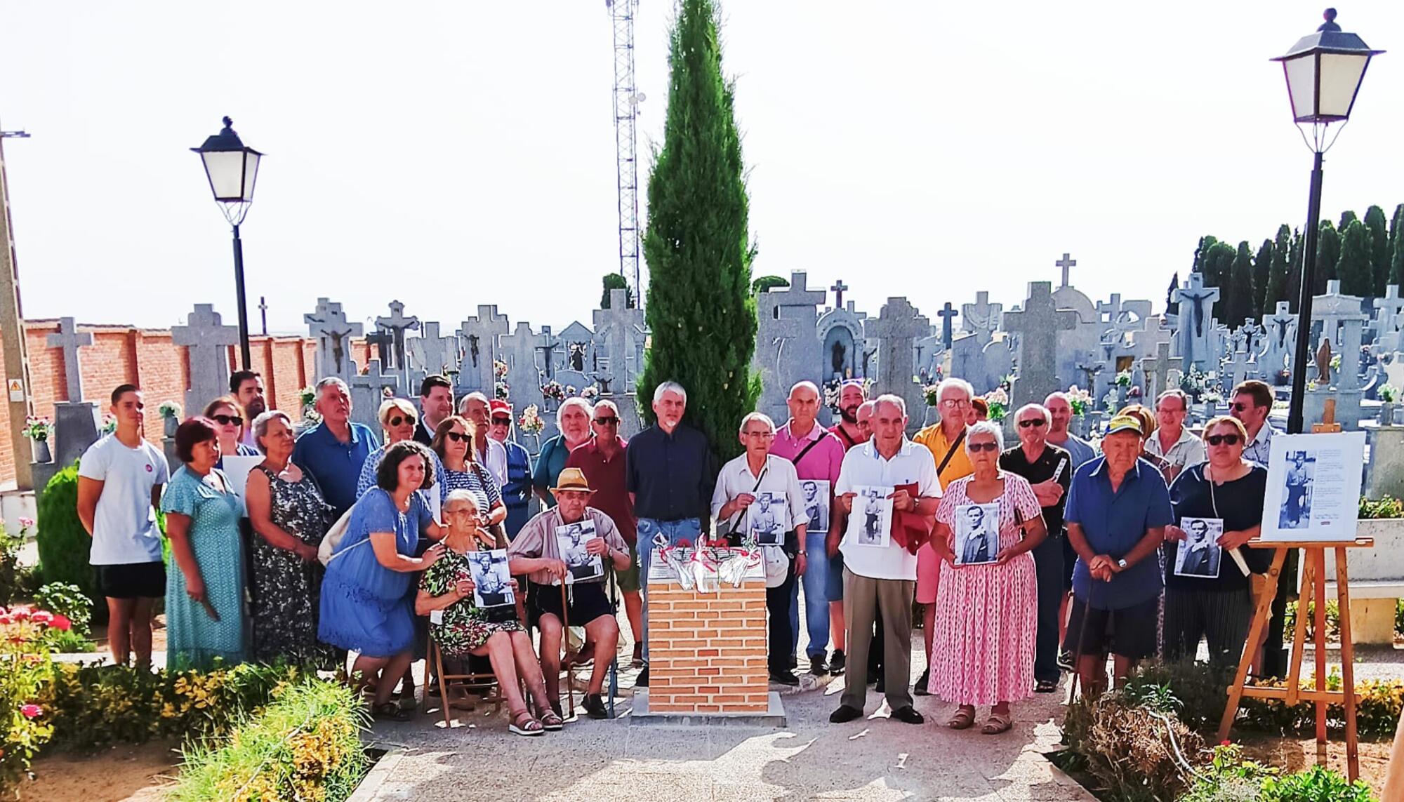 Mariano Álvarez Escobar homenaje
