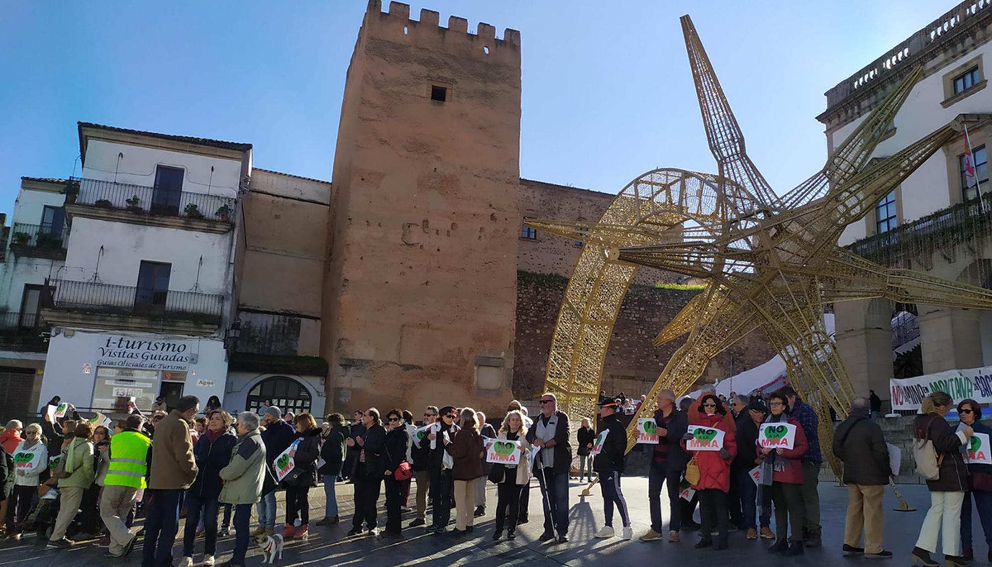 Cadena humana Cáceres diciembre 2023