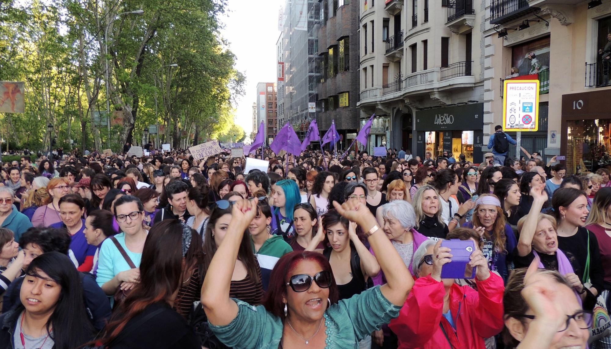 Manifestación feminista manada ela 2