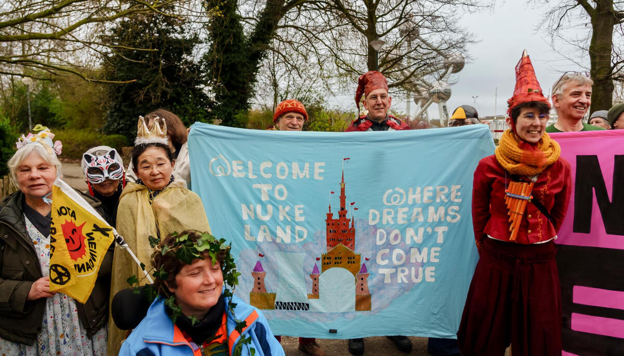Activistas de Nucleolandia en marzo de 2024, Bruselas. Fuente: Beyond Nuclear International