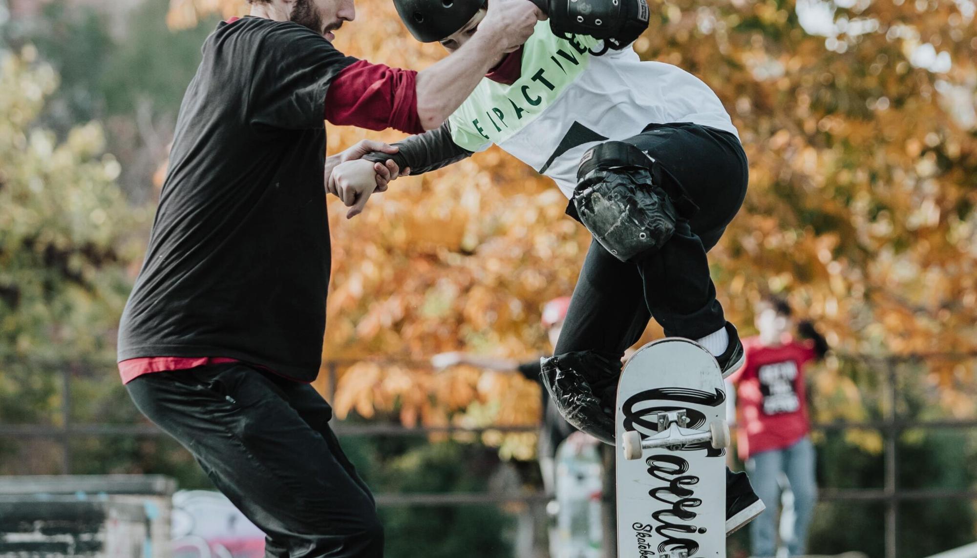 Instructor skate