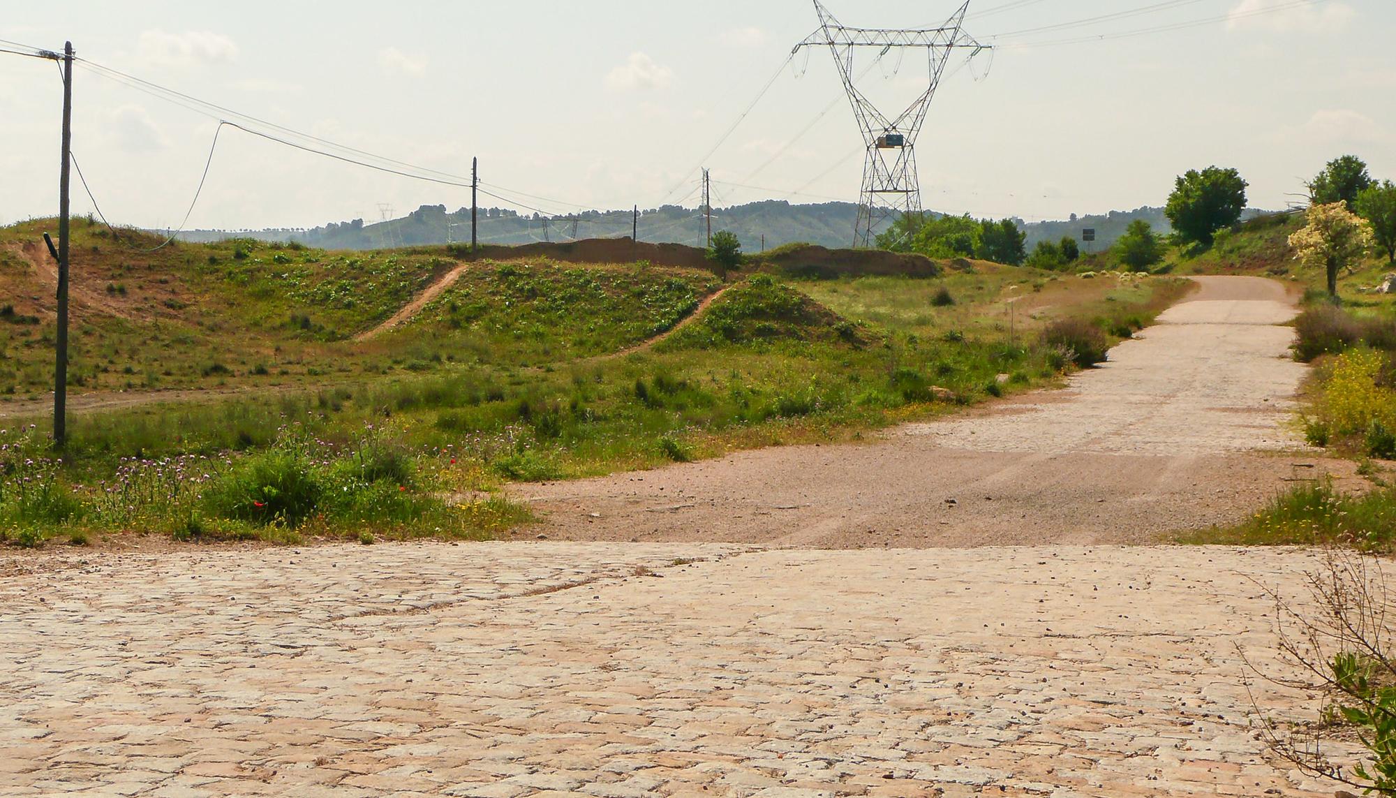 Paso a nivel del tren de Negrín