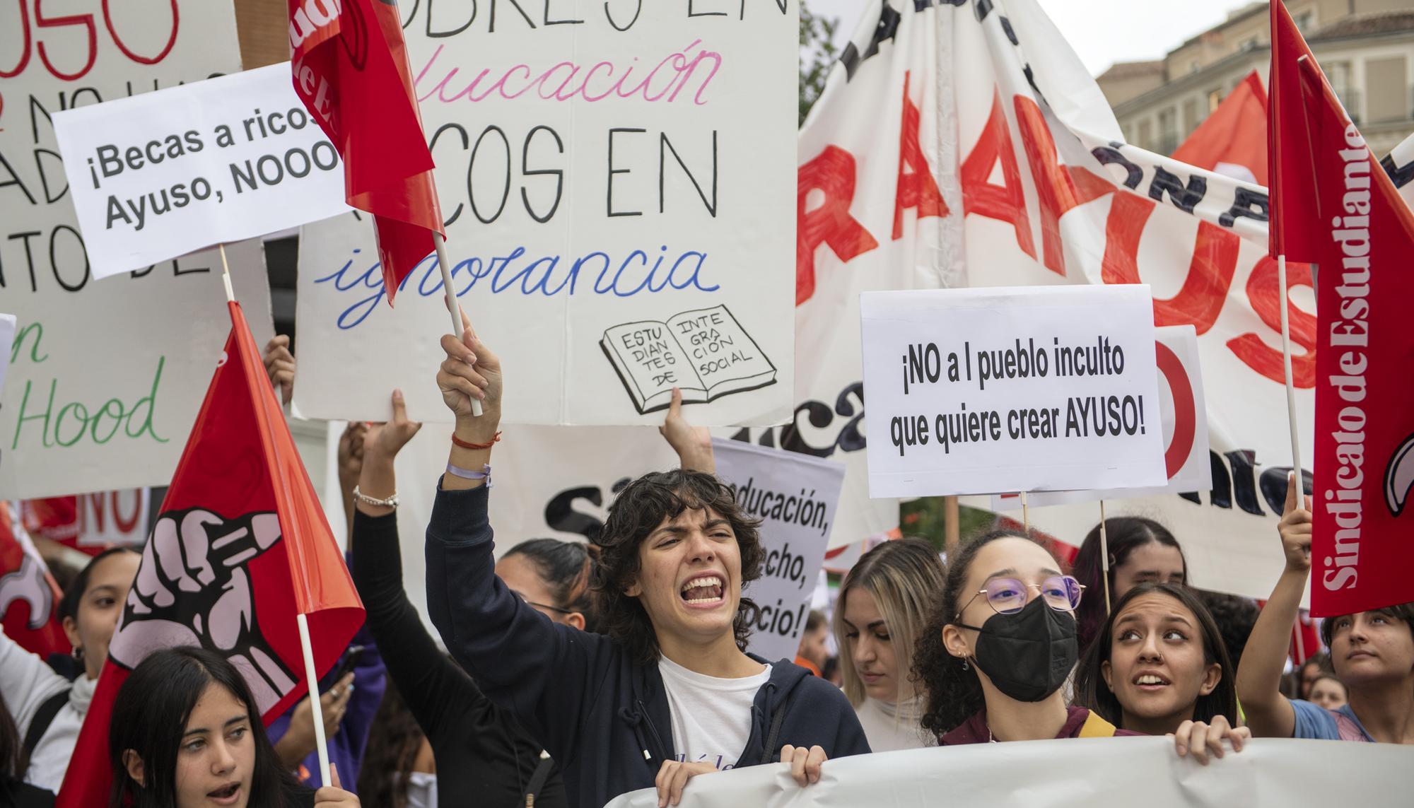 Manifestación Huelga estudiantes Salud Mental - 17