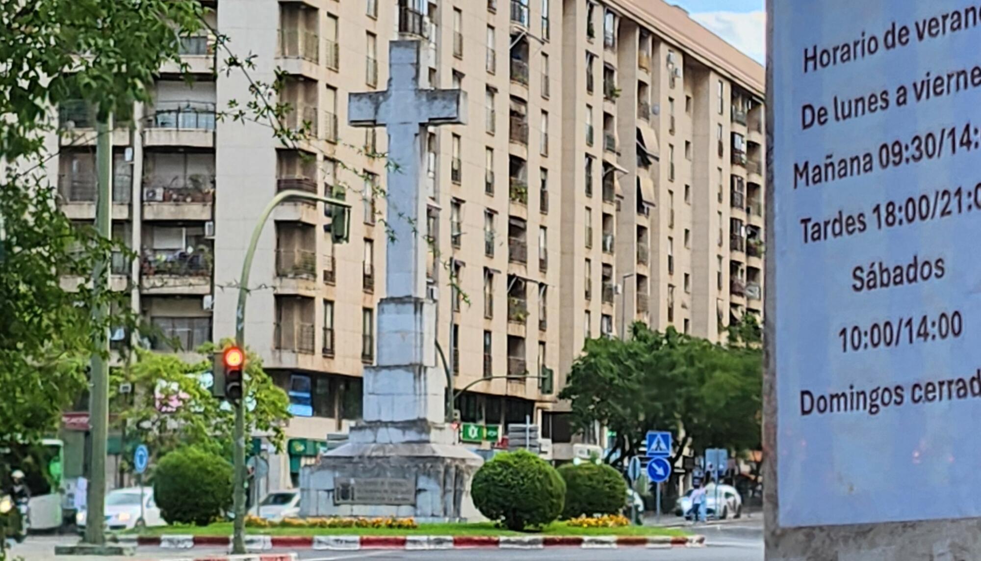 Cruz franquista de Cáceres