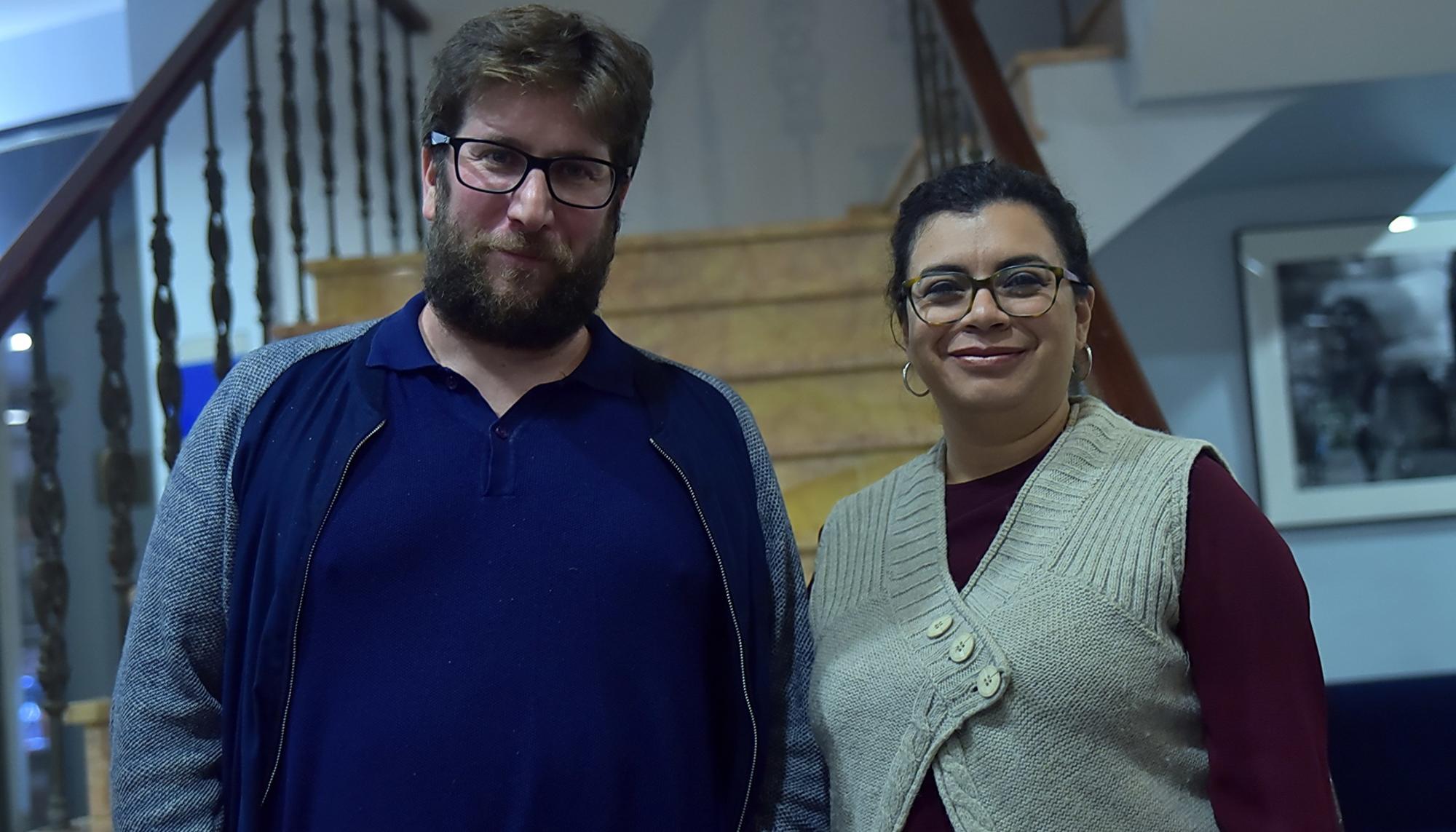 Miguel Urbán junto a Ángela Pedraza en la presentación de su libro "La emergencia de VOX"