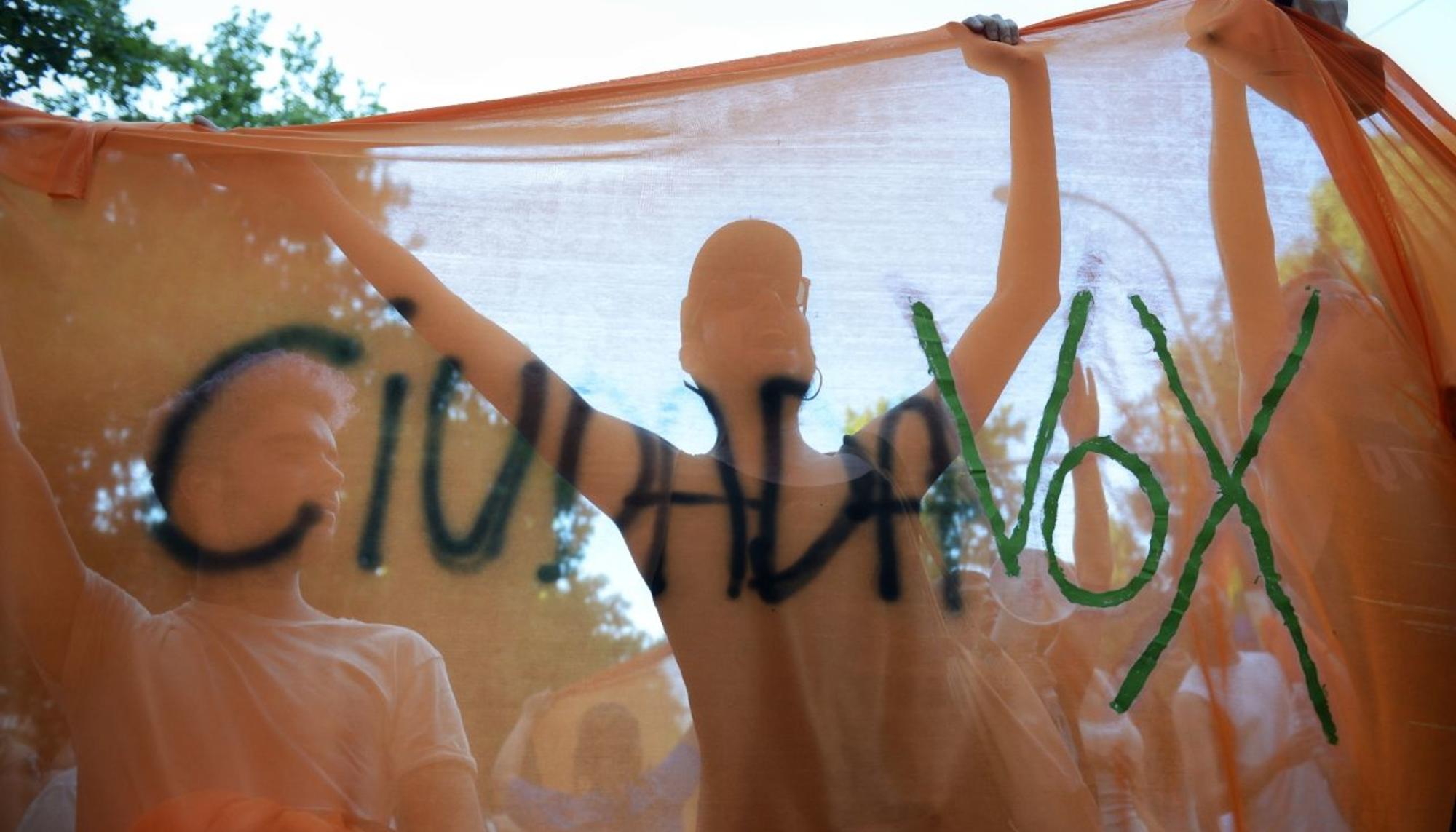 Protesta contra la carroza de Ciudadanos durante el orgullo Mado de 2019. Ciudadavox