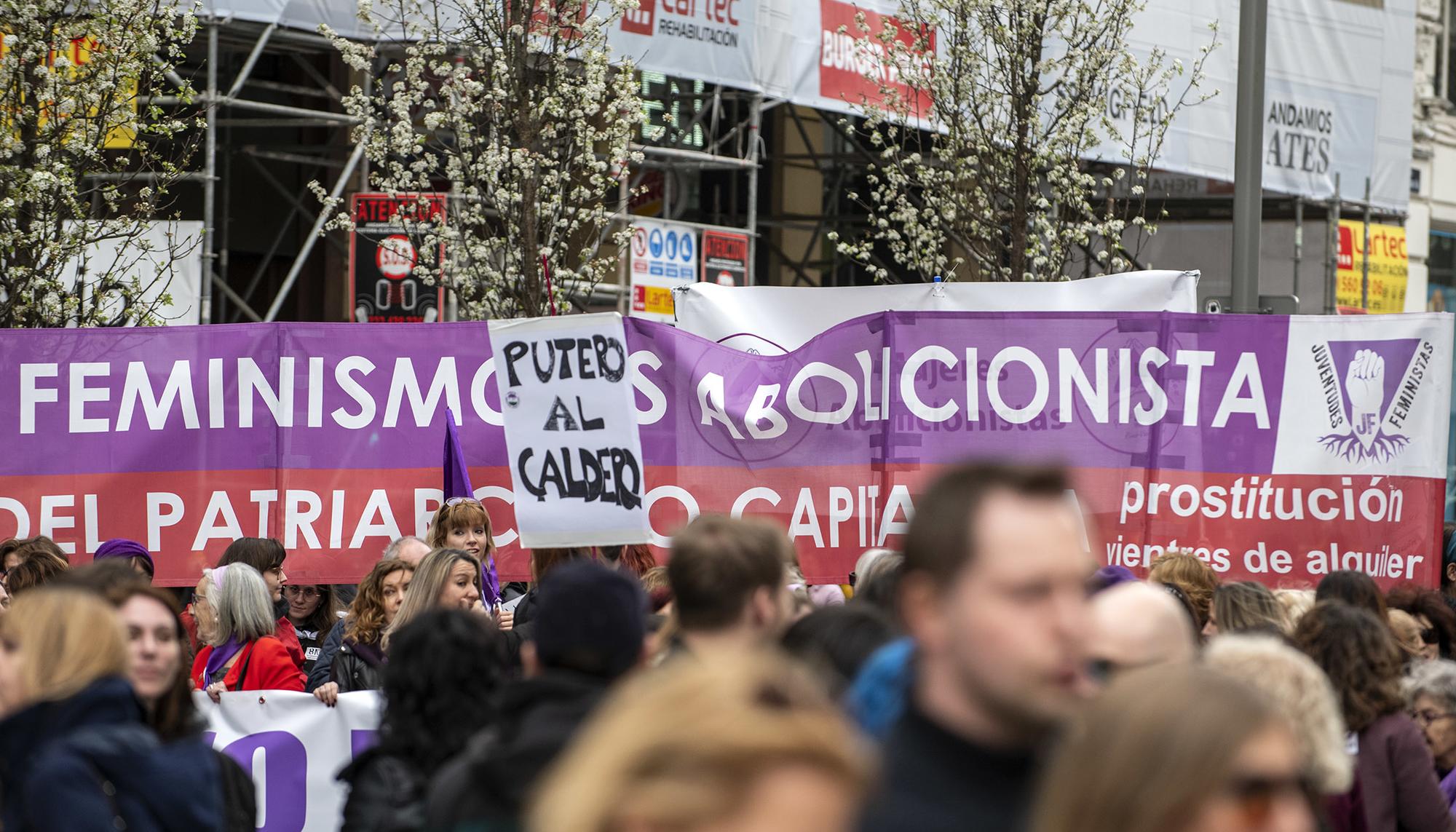 Pancarta abolicionista durante el 8M