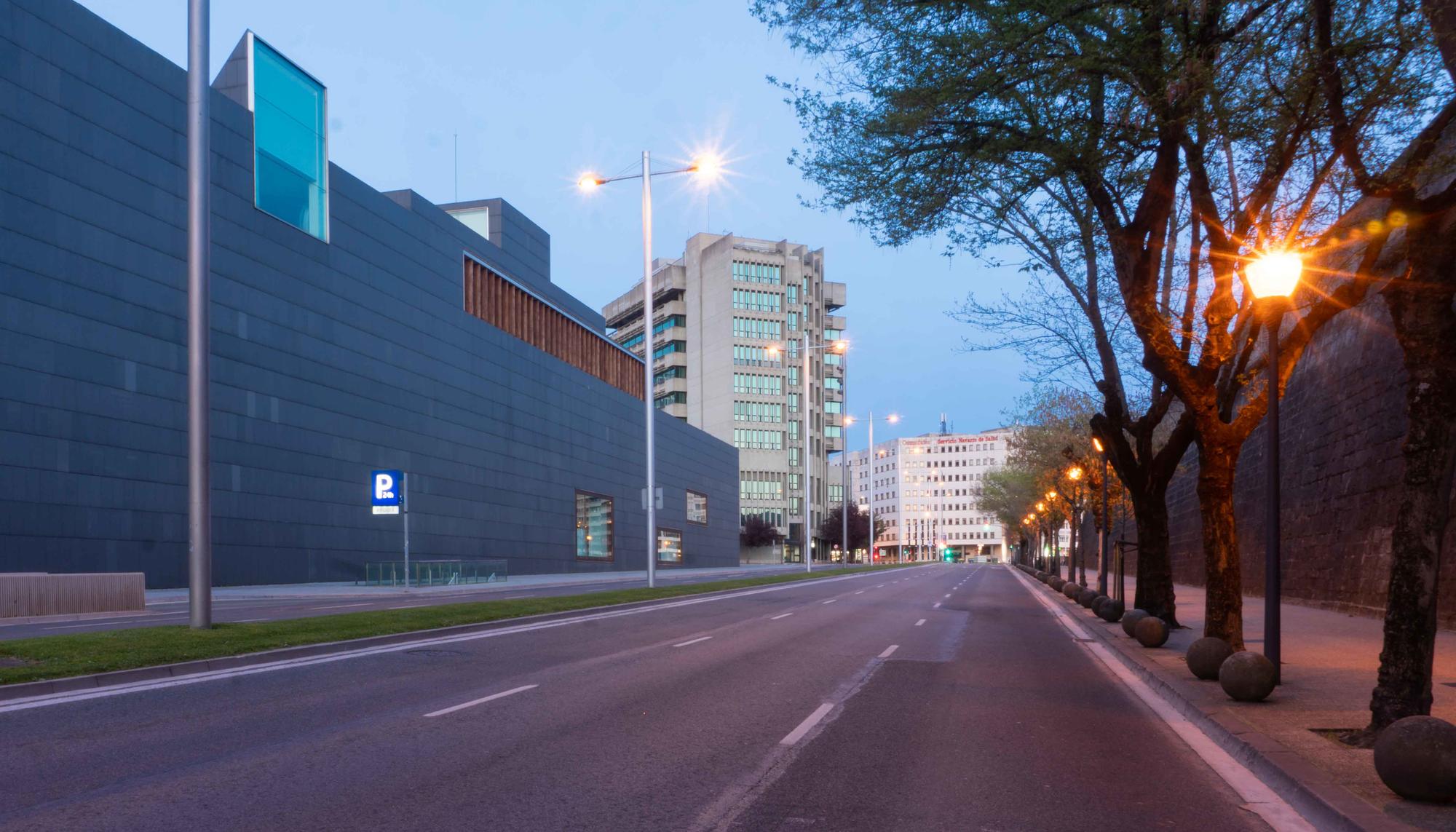Pamplona Iruñea vacía por el confinamiento a causa del Coronavirus - 16
