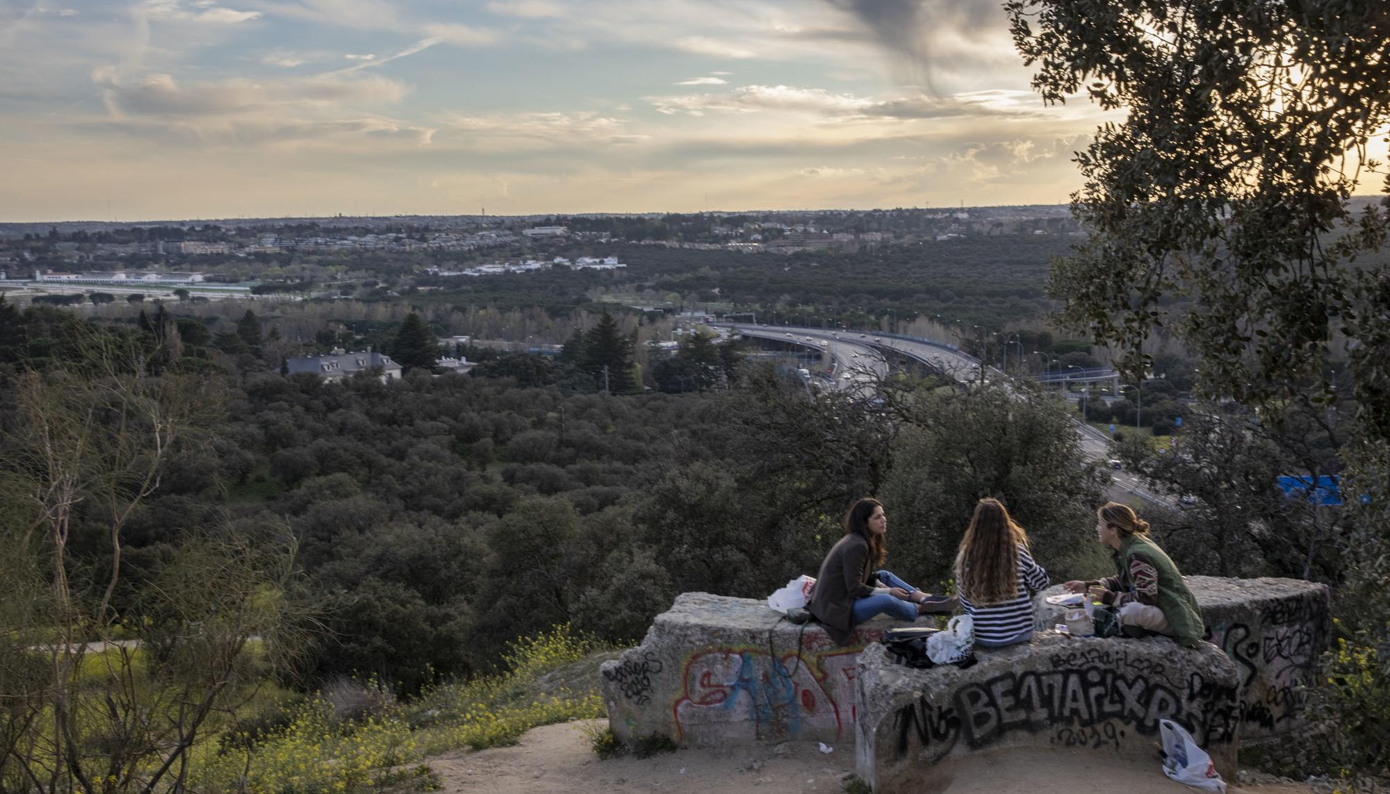 Jóvenes en El Pardo Coronavirus