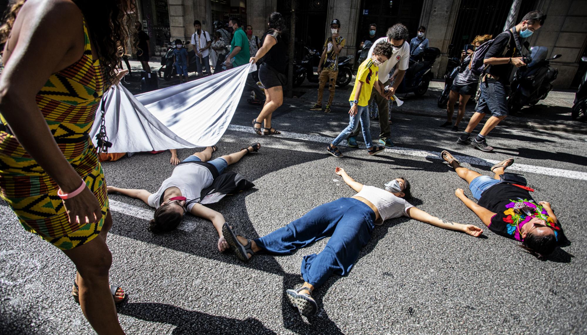 Plántón frente al Consulado de Colombia en Barcelona - 4
