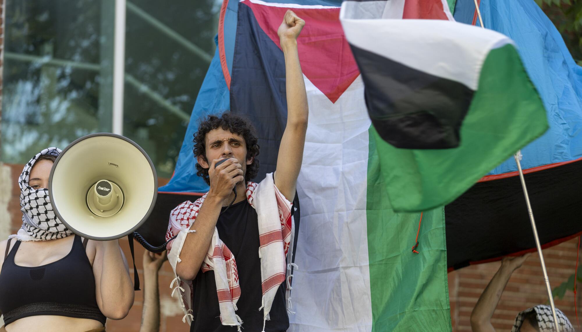 Cacerolada frente a la Embajada de  Israel - 9