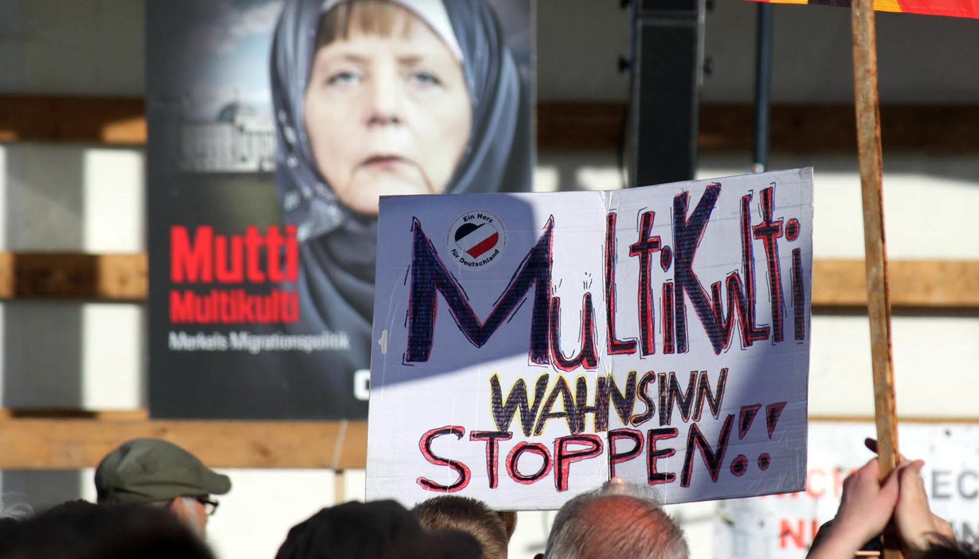 merkel pegida