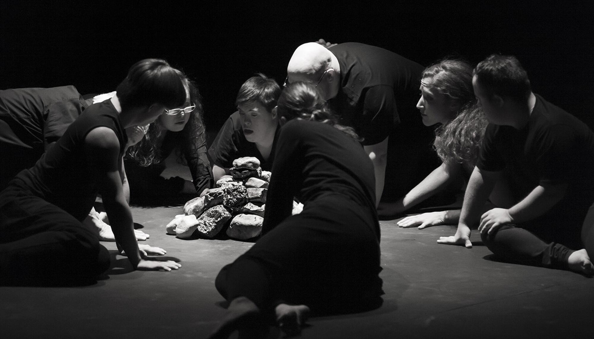 Un trabajo de danza comunitaria de la compañía Alteraciones