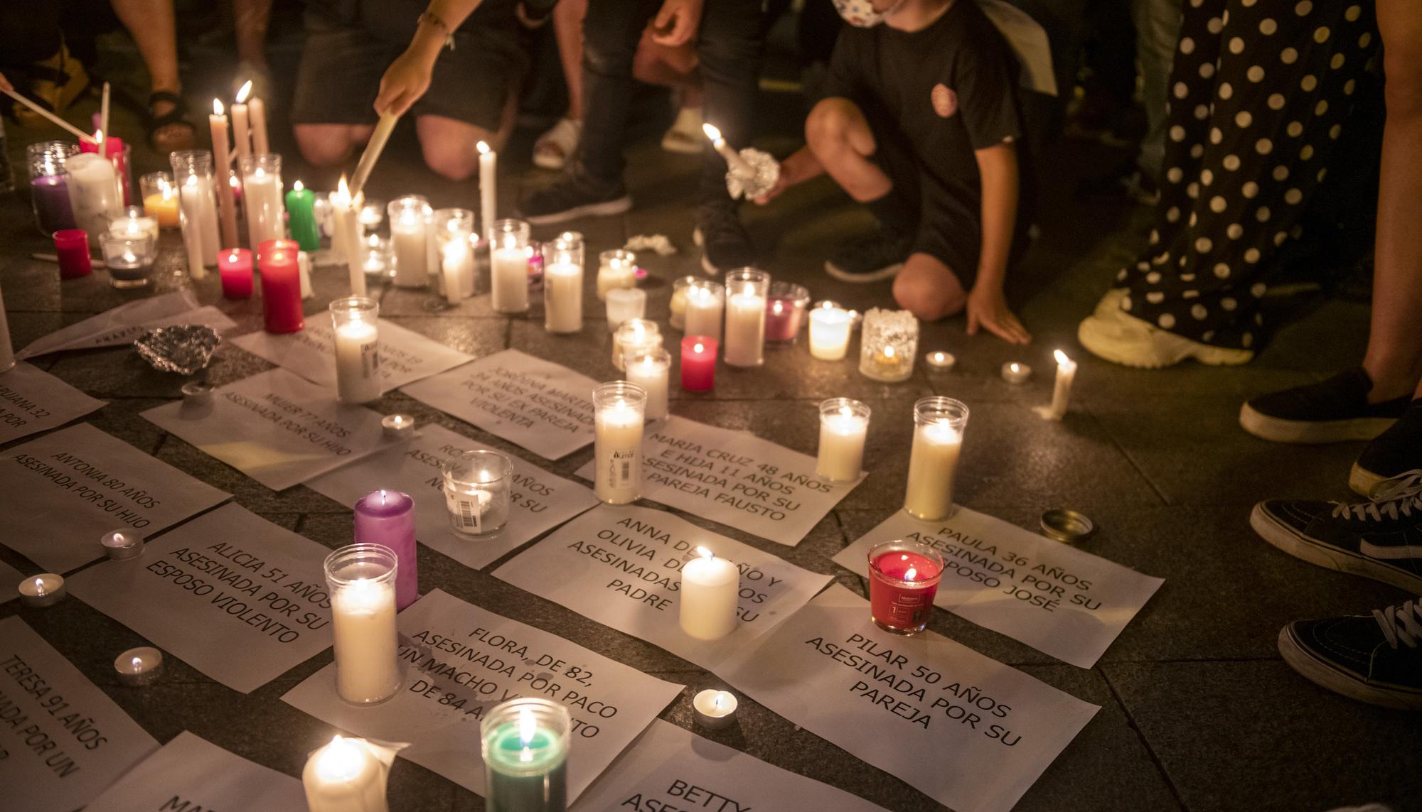 Concentración feminista en Madrid en protesta por los  asesinatos machistas - 10