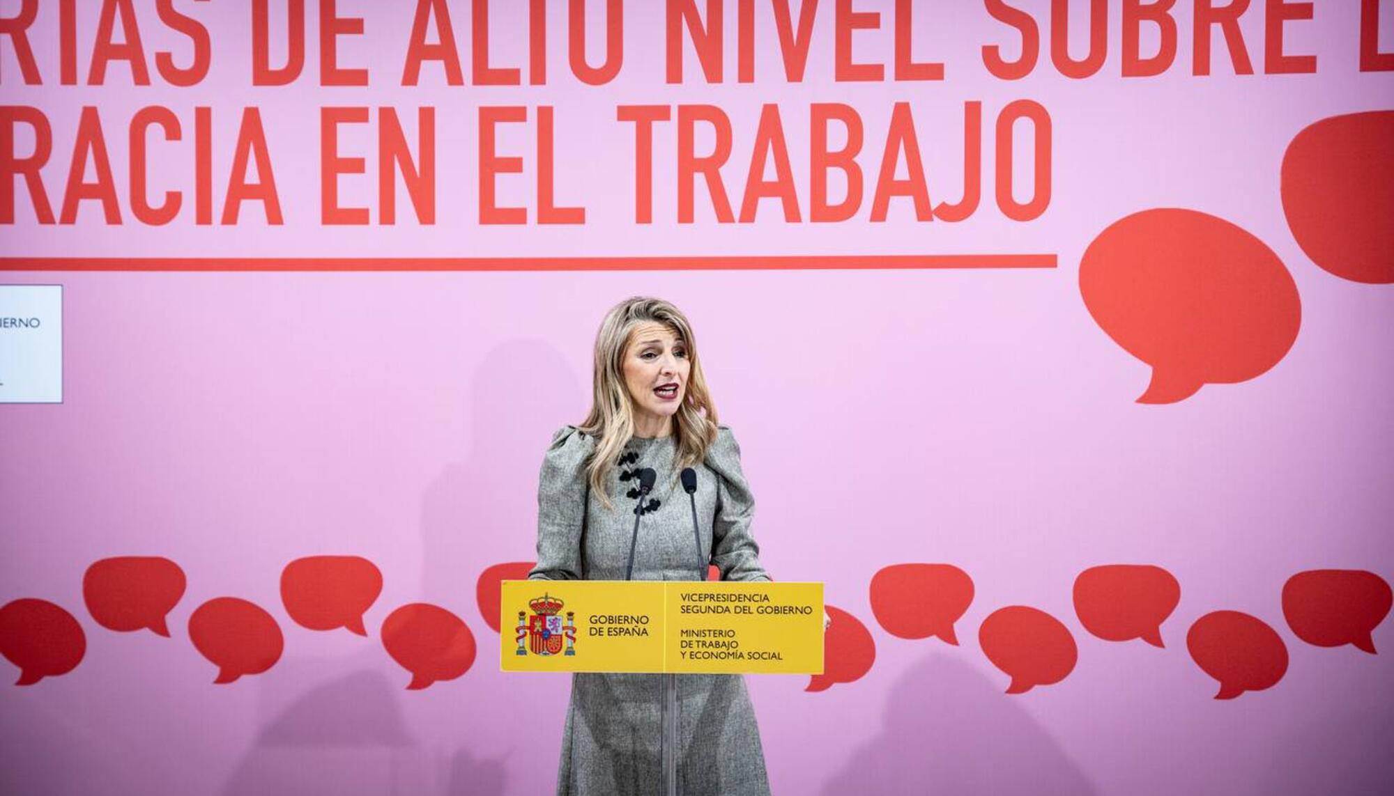 presentación informe democracia trabajo yolanda diaz 2