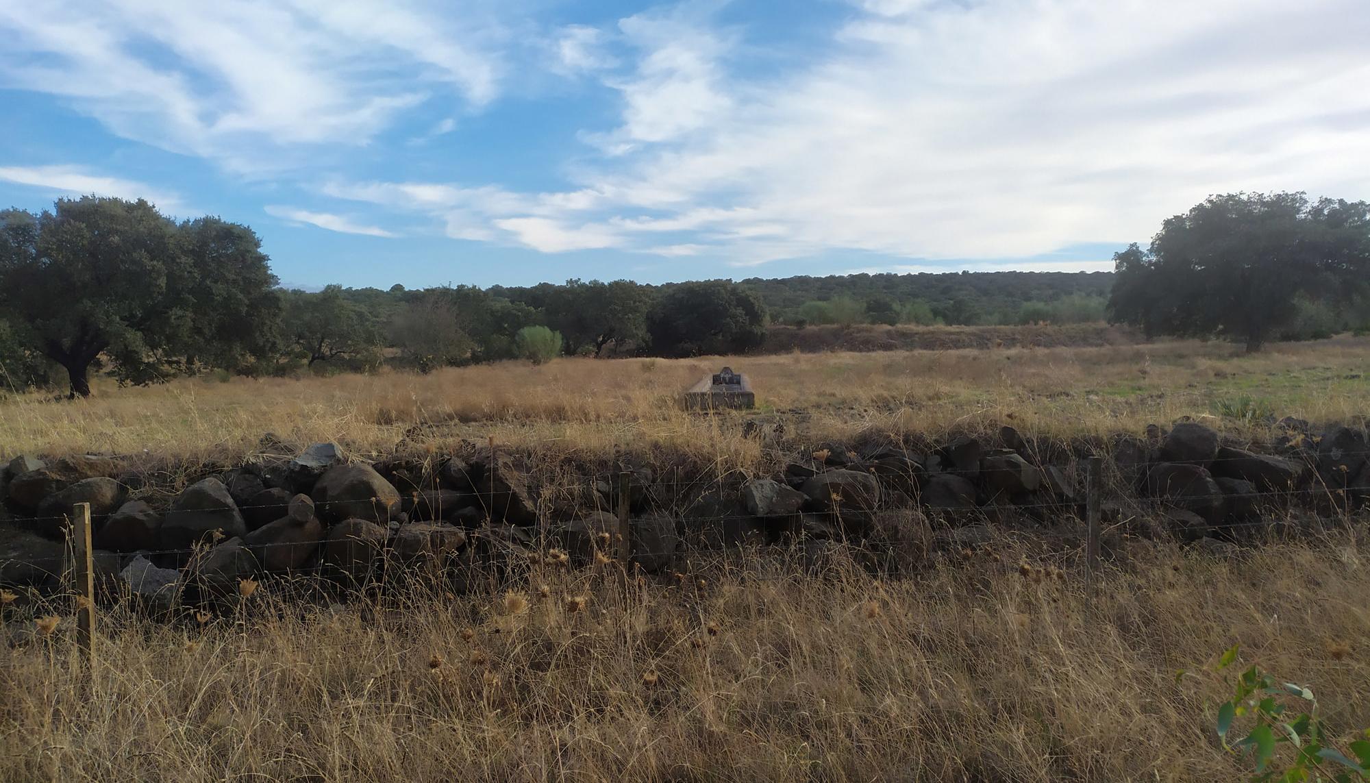 Abrevadero camino público Sierra Morena