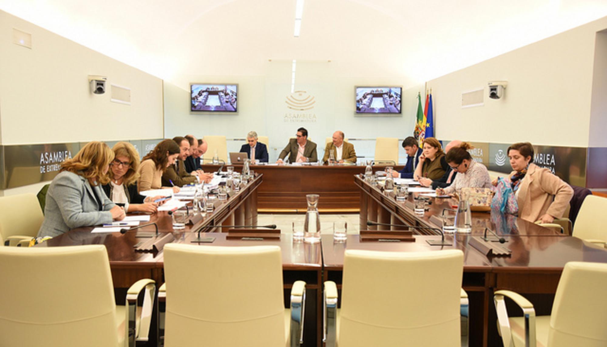 Comisión Investigación Junta de Extremdura
