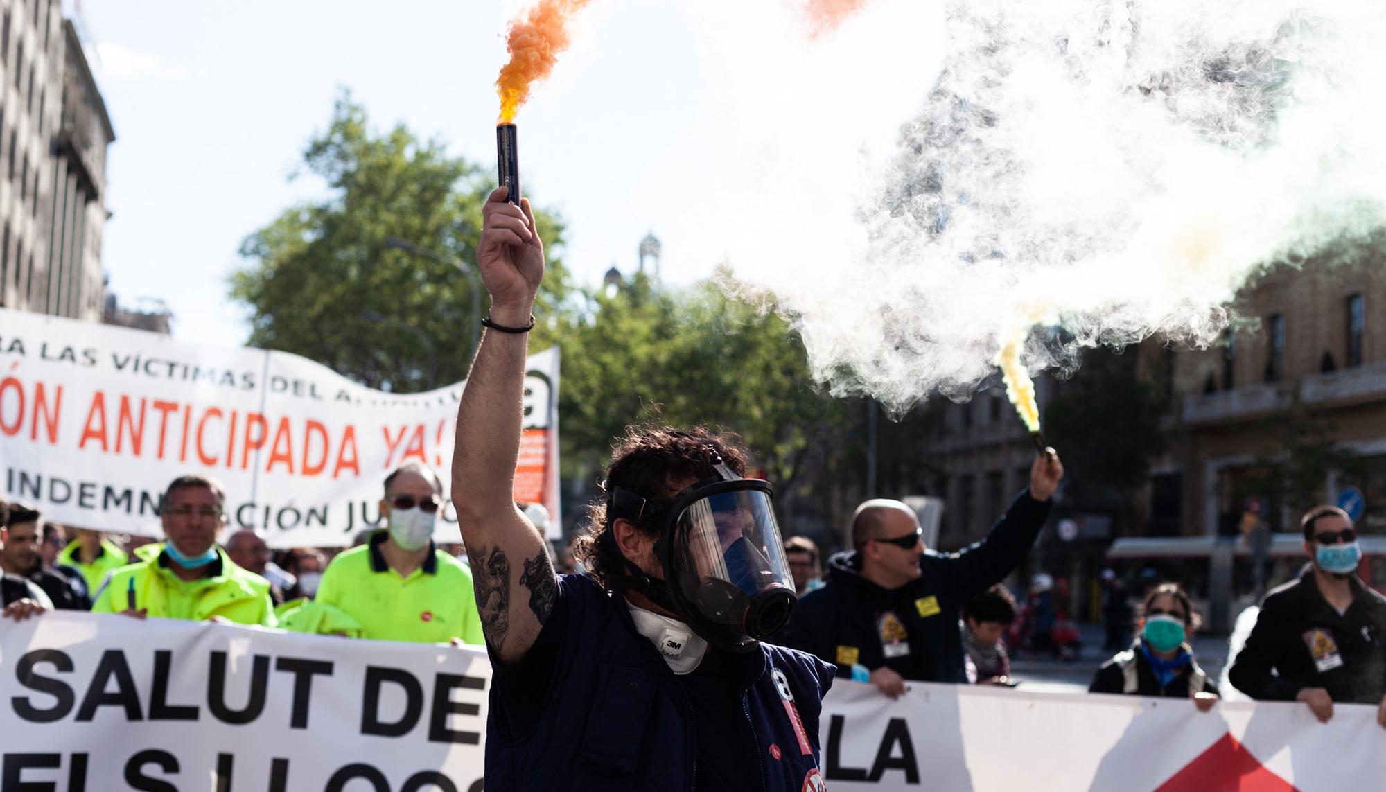 Manifestacion amianto metro Barcelona