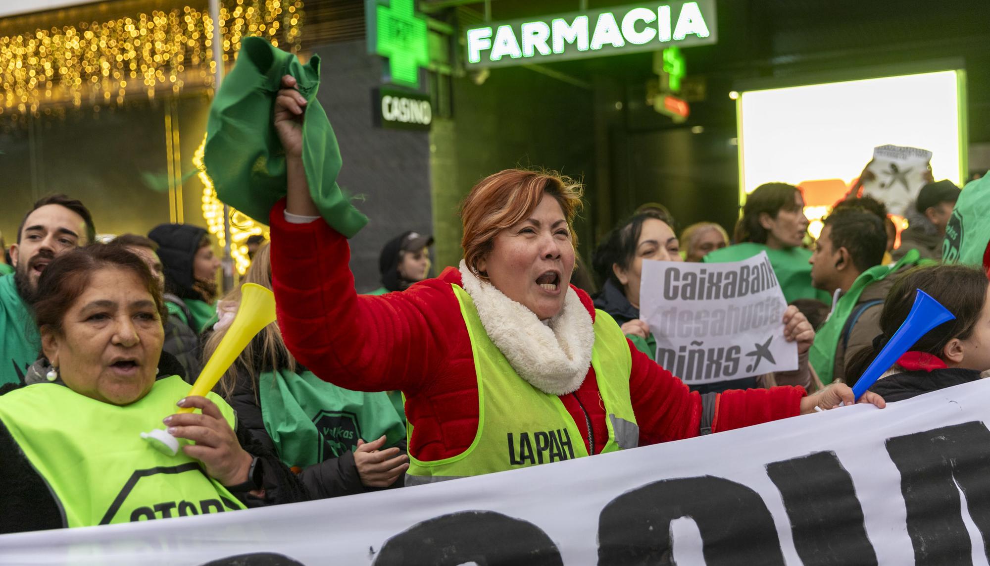 Acción Caixabank Desahucios Llerena Canica - 10