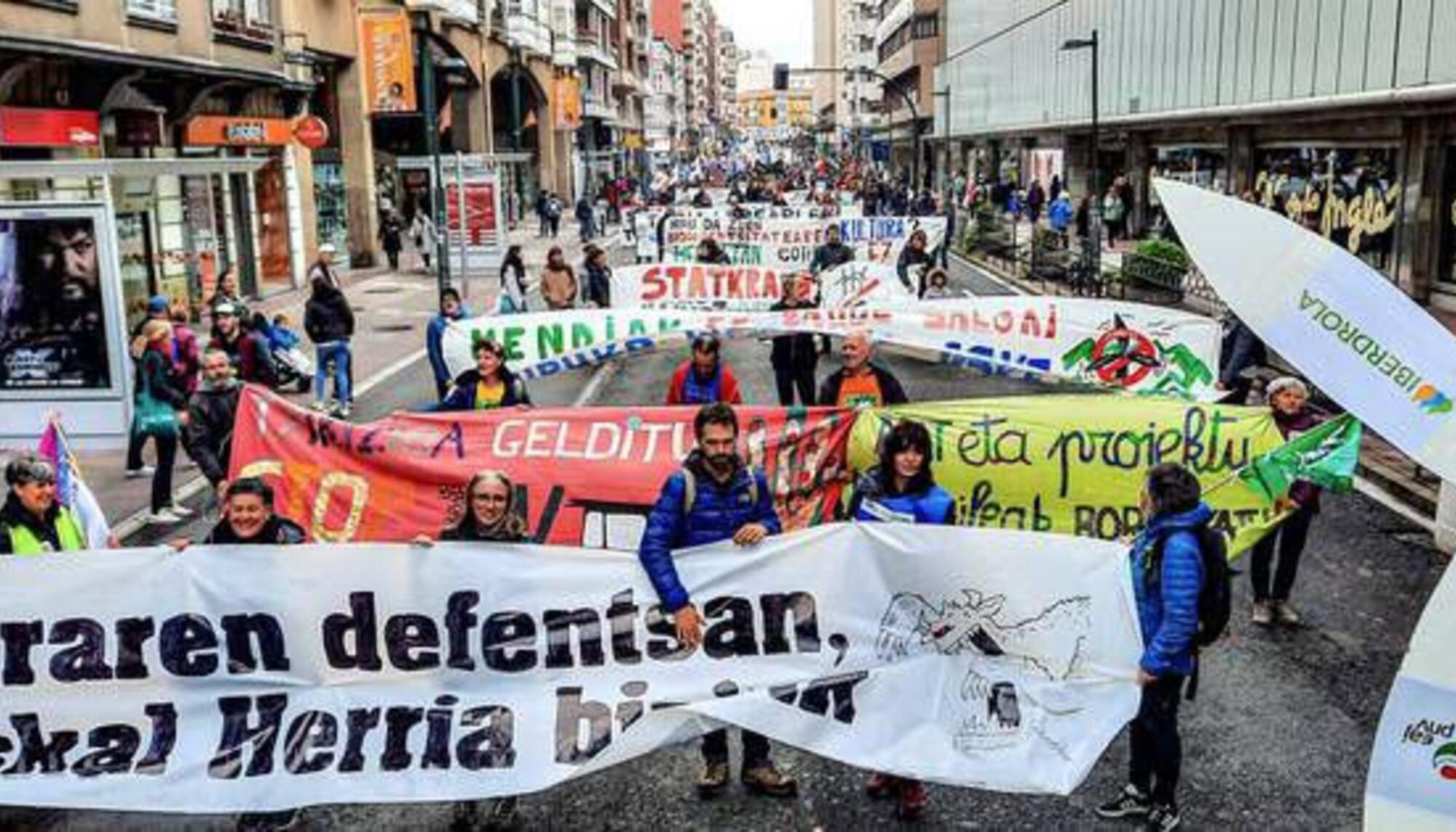 Manifestación de Euskal Herria Bizirik