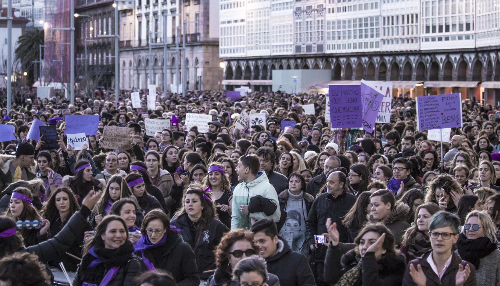8M CORUÑA