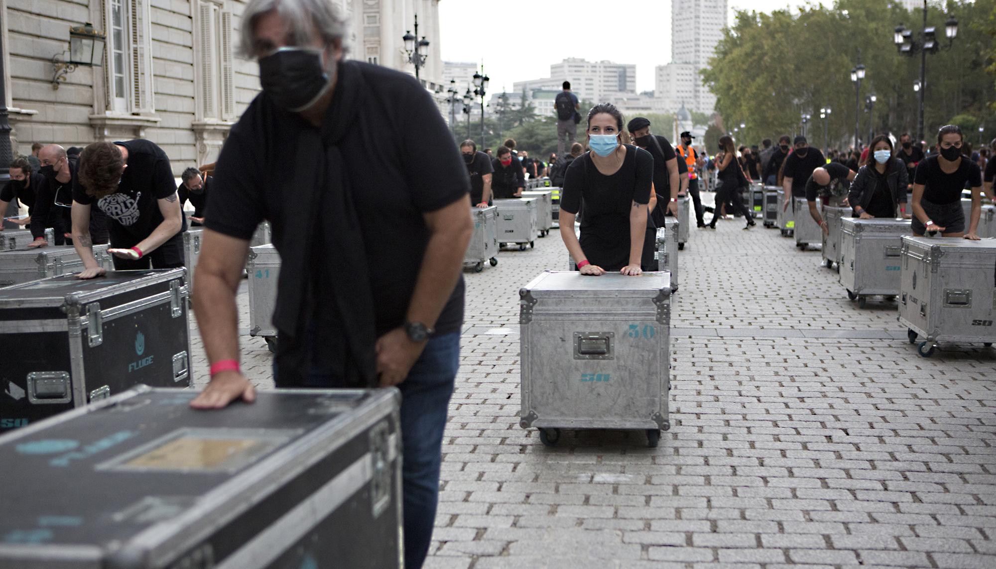 El movimiento Alerta Roja se concentra en Madrid por el rescate a la Cultura. - 1