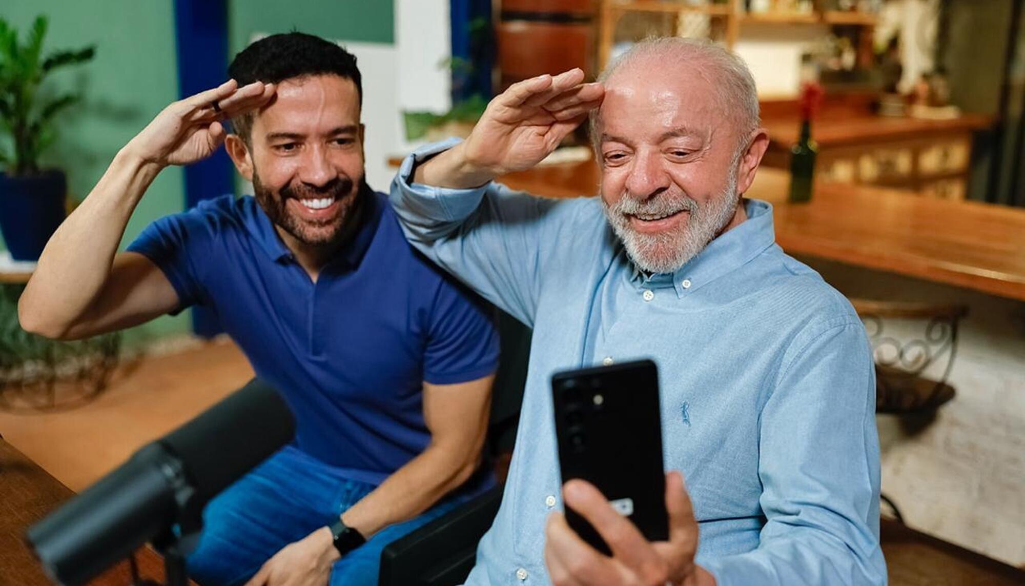 Lula e Janones falam com o maior exército democrático do mundo