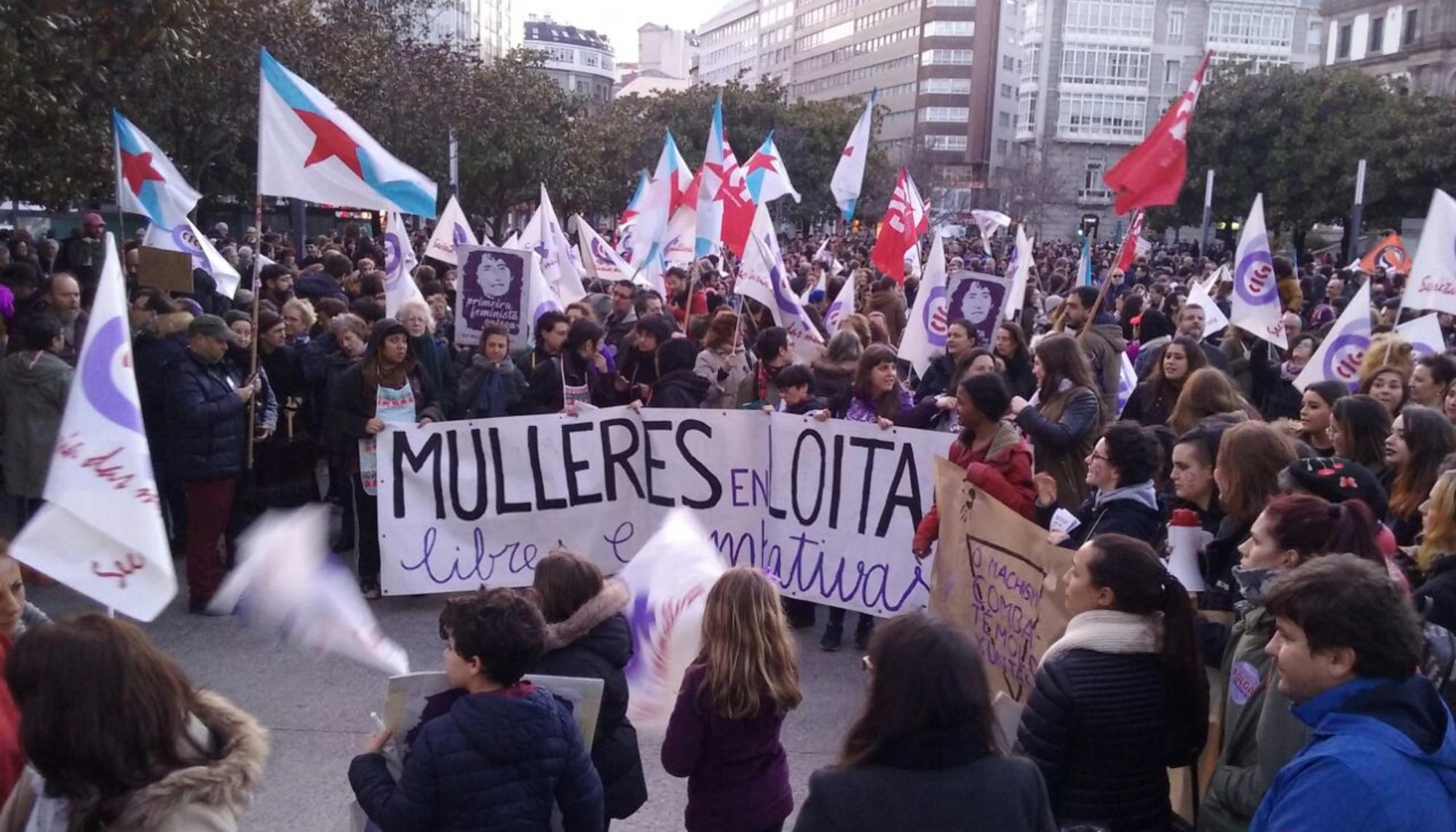 Manifestación feminista Coruña 8M 