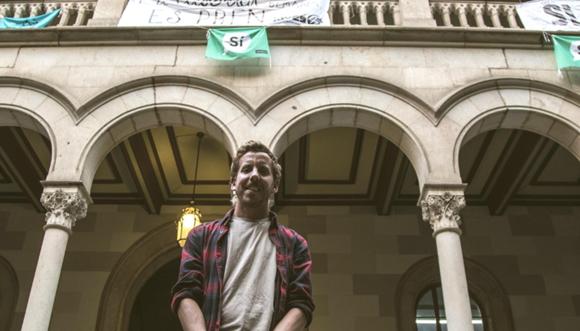 Mark Hurst, Inglaterra, extranjeros en Catalunya