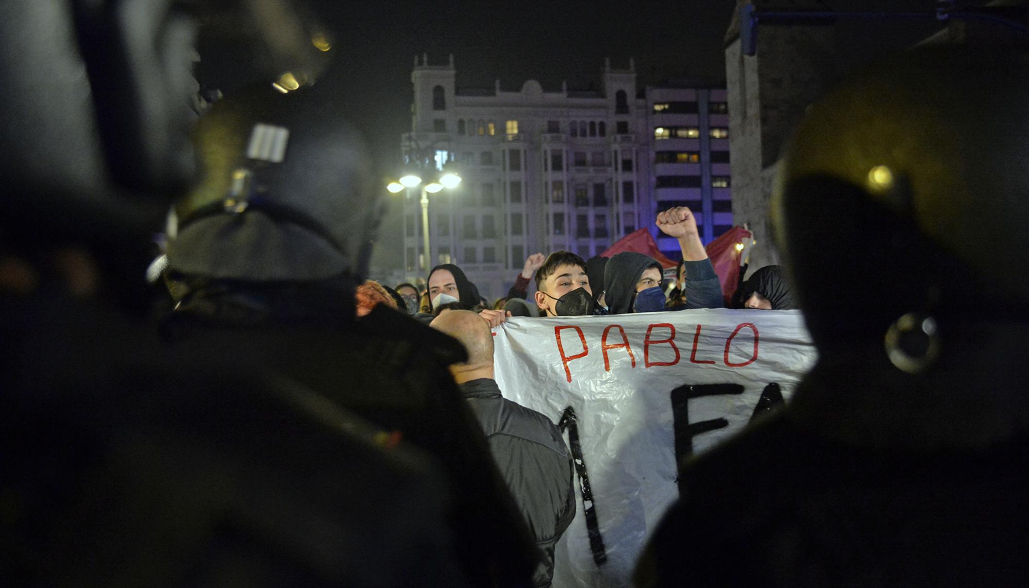 Cargas policiales València 18 febrero - 4