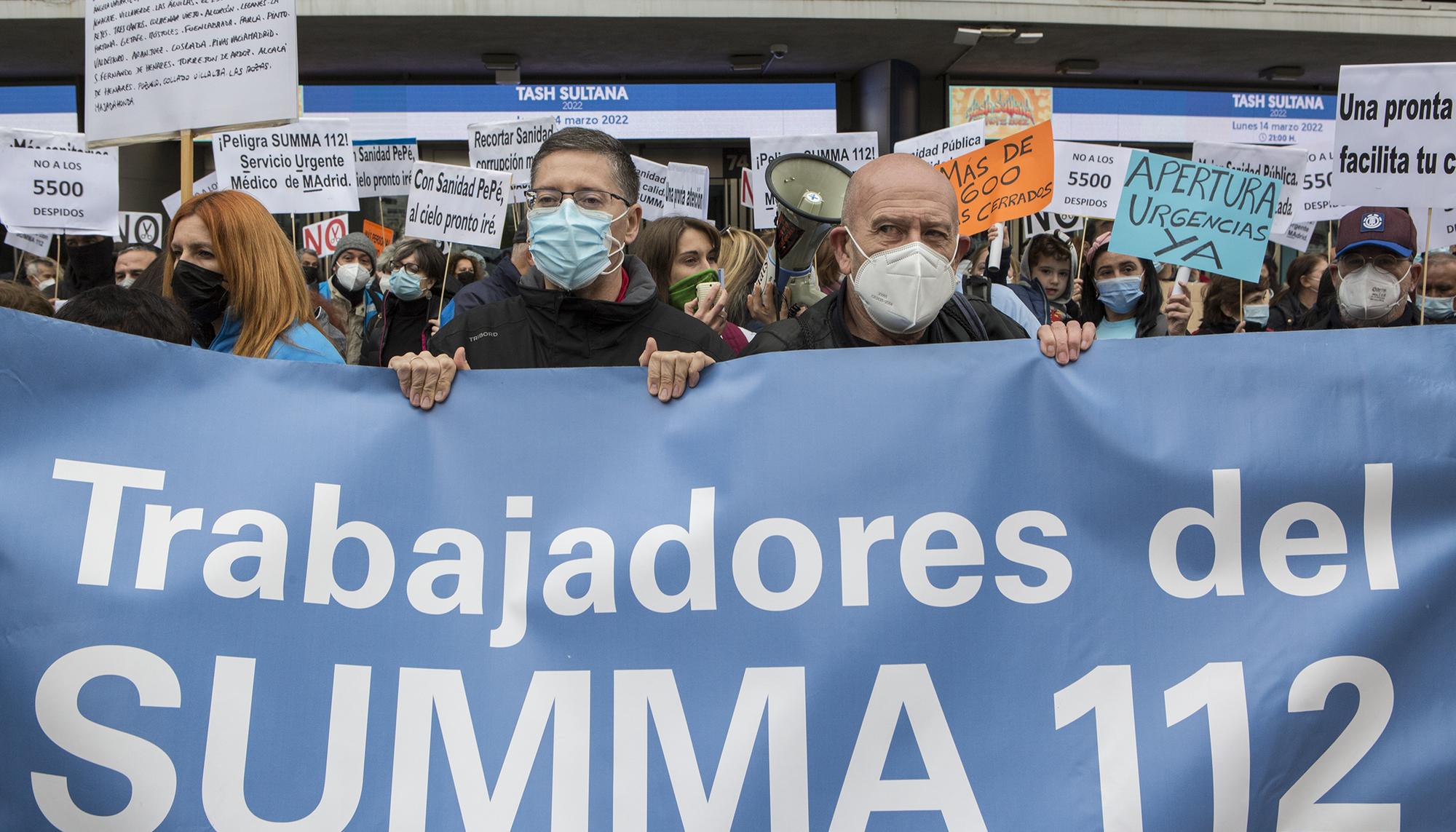 concentración en el Wizink contra el cierre de los Servicios de Urgencia de la Atención Primaria en la Comunidad de Madrid - 4