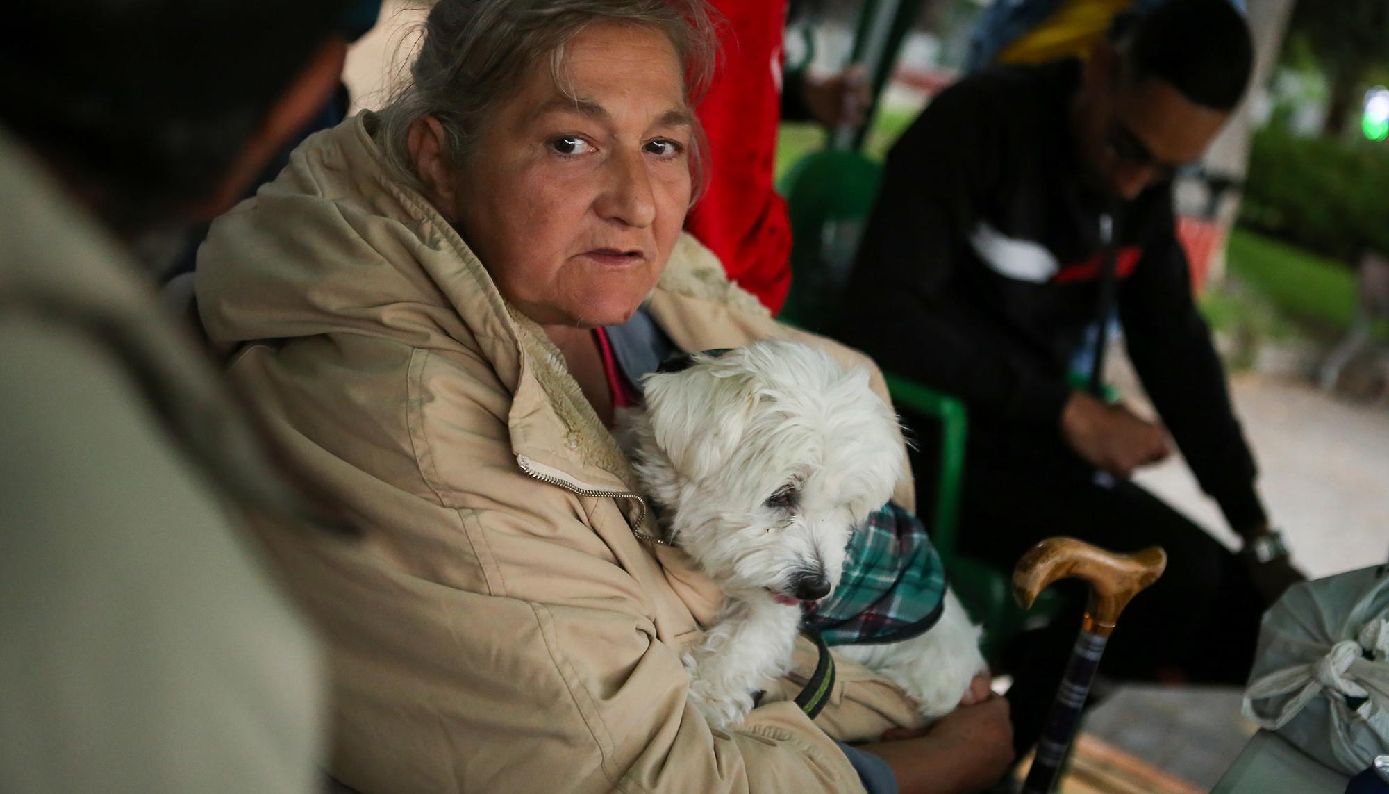  Vecinas Dignidad acampados frente a los juzgados de Móstoles - 2
