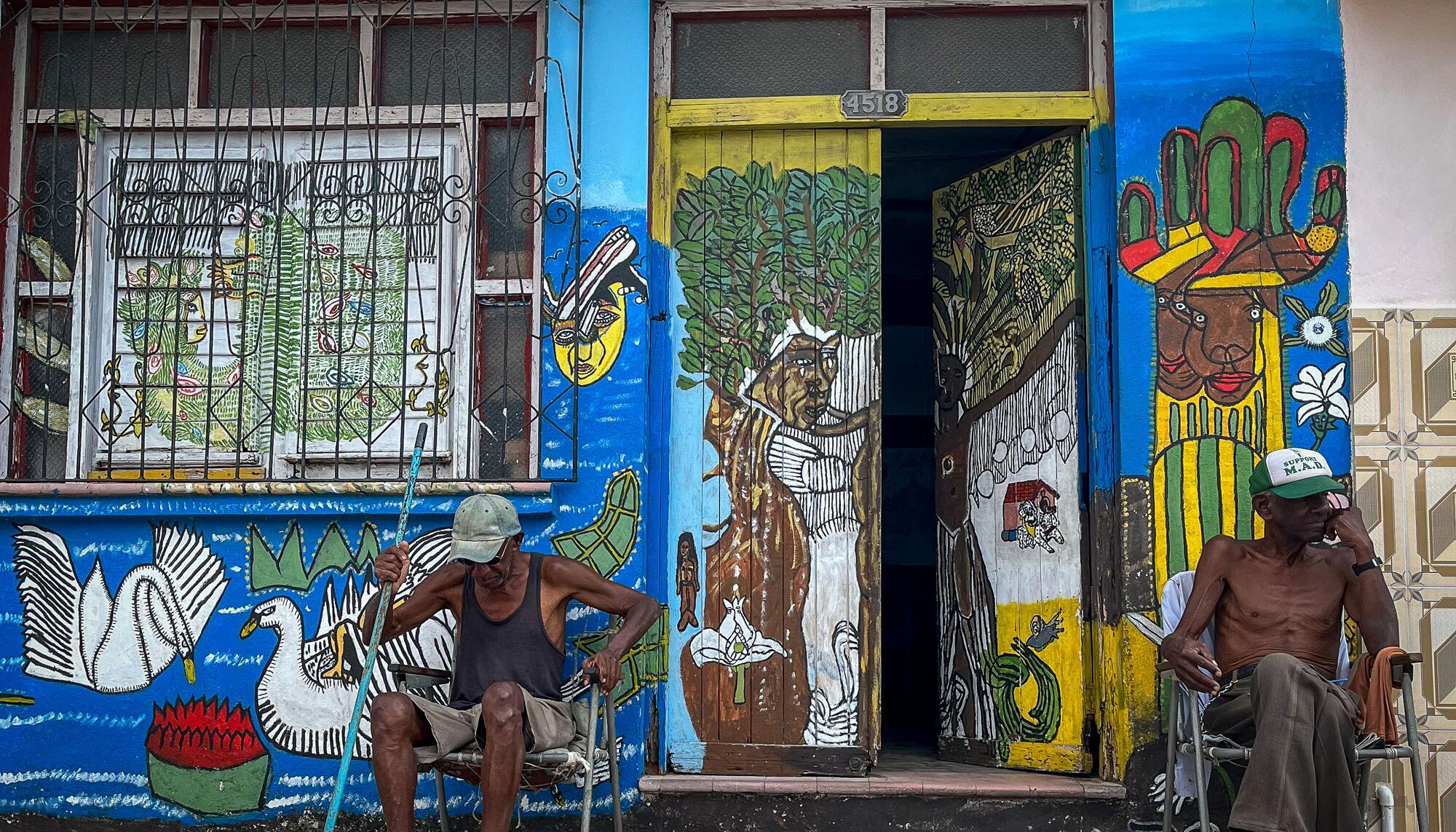 Fachada parte del proyecto Trazos Libres, en Cienfuegos (Cuba)