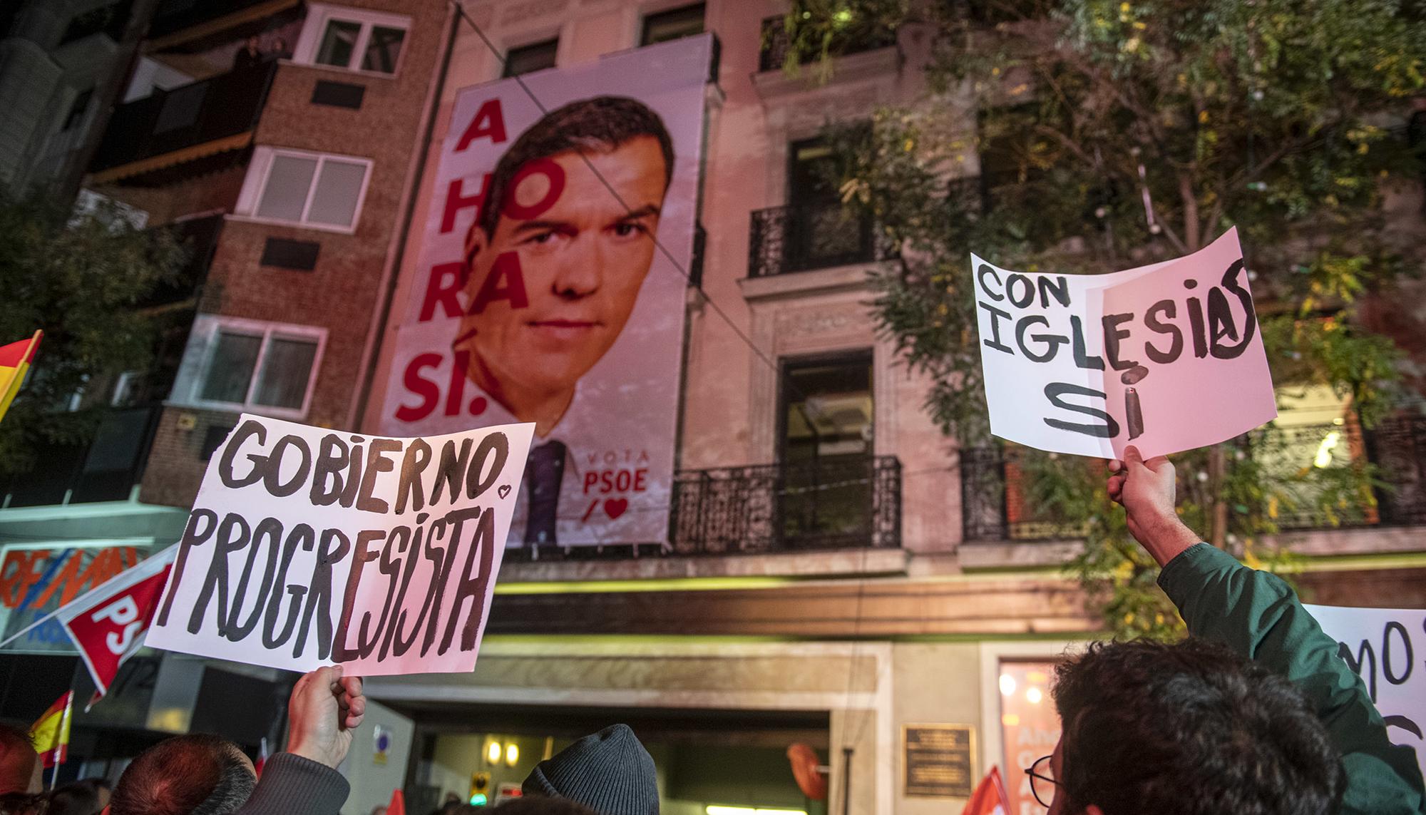 Noche electoral sede del PSOE Pedro Sanchez - 2