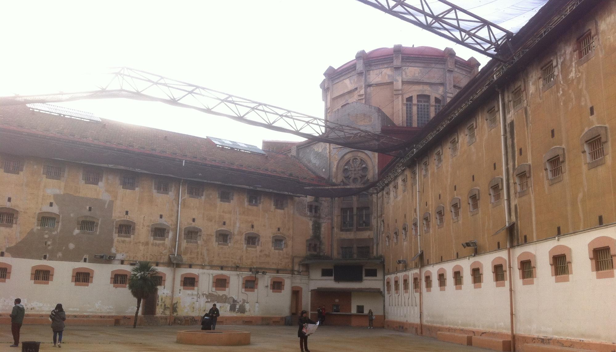 Patio de la Cárcel Modelo de Barcelona.