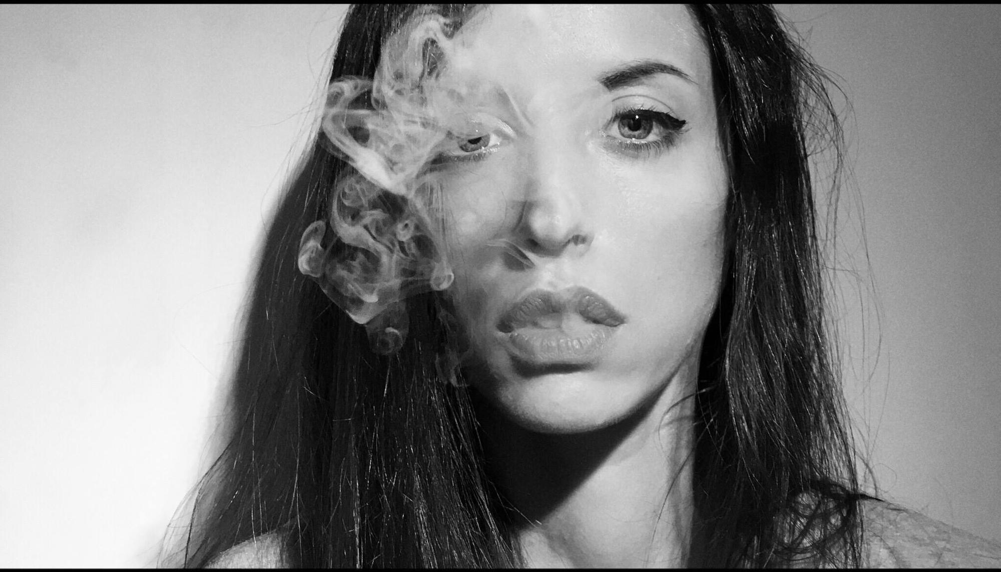 Lola Zehínos 1