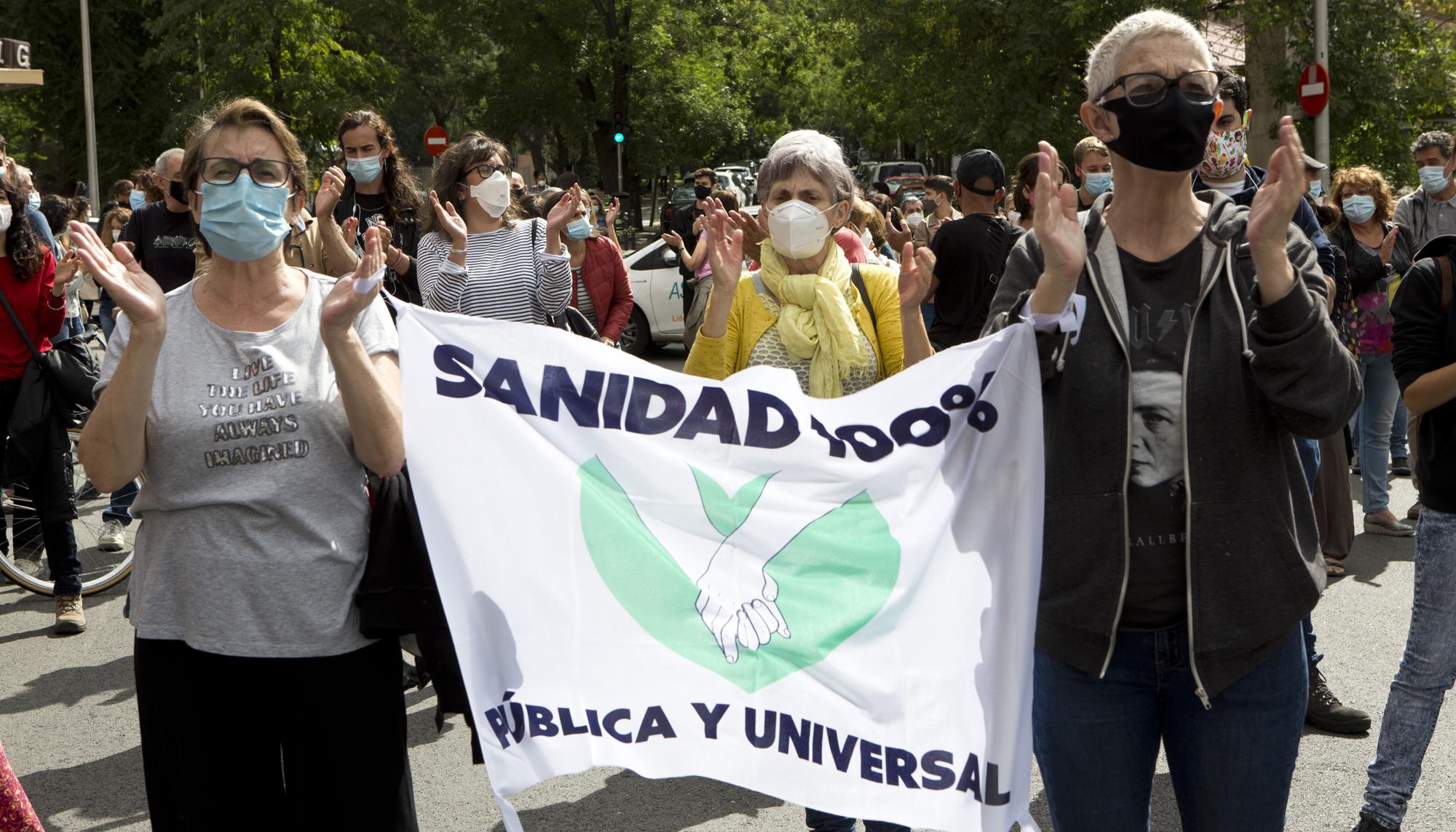 Concentración en el CS Daroca por las nuevas limitaciones de movilidad impuestas por la Comunidad de Madrid - 6