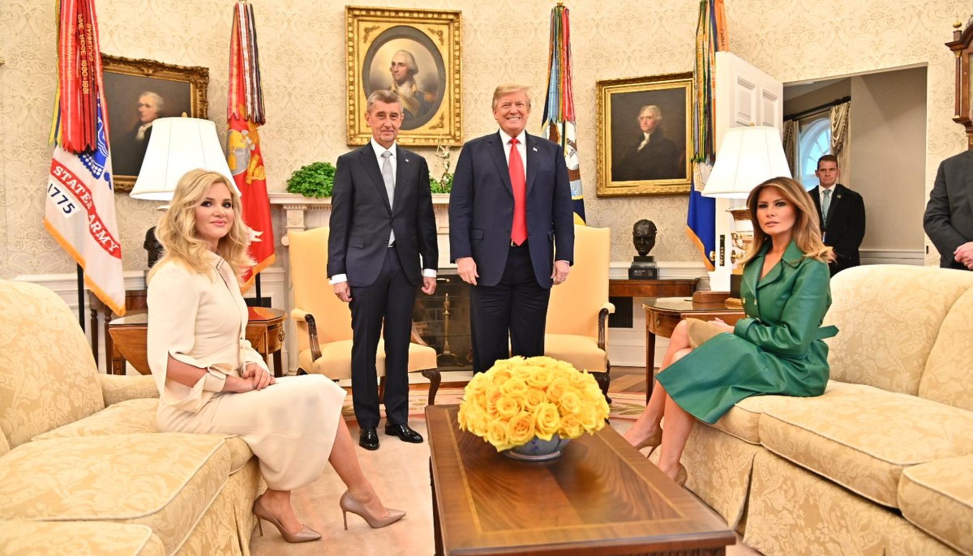 El primer ministro checo, Andrej Babis, con el expresidente Donald Trump